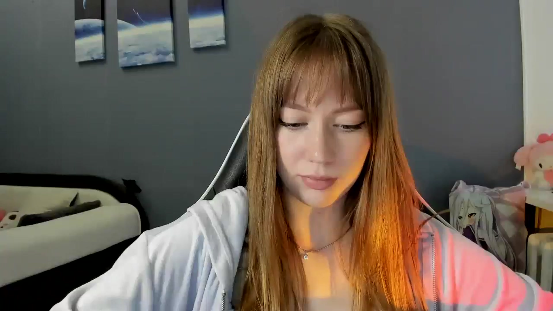 Gallery image thumbnail from RoboSasha's myfreecams stream on, 10/05/2025, 14:17 image 15 of 20
