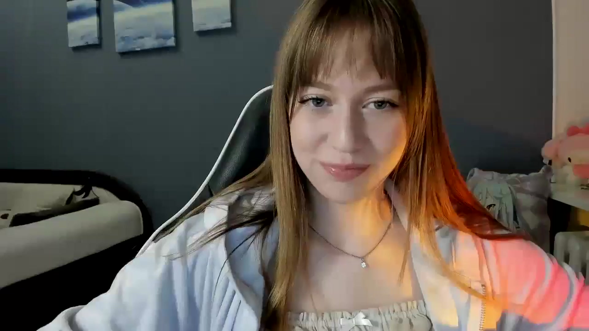 Gallery image thumbnail from RoboSasha's myfreecams stream on, 10/06/2025, 16:52 image 4 of 20