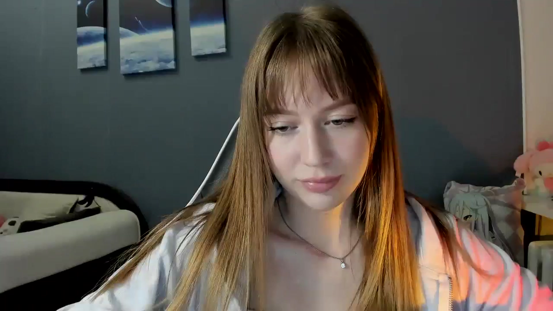 Gallery image thumbnail from RoboSasha's myfreecams stream on, 10/06/2025, 16:52 image 2 of 20