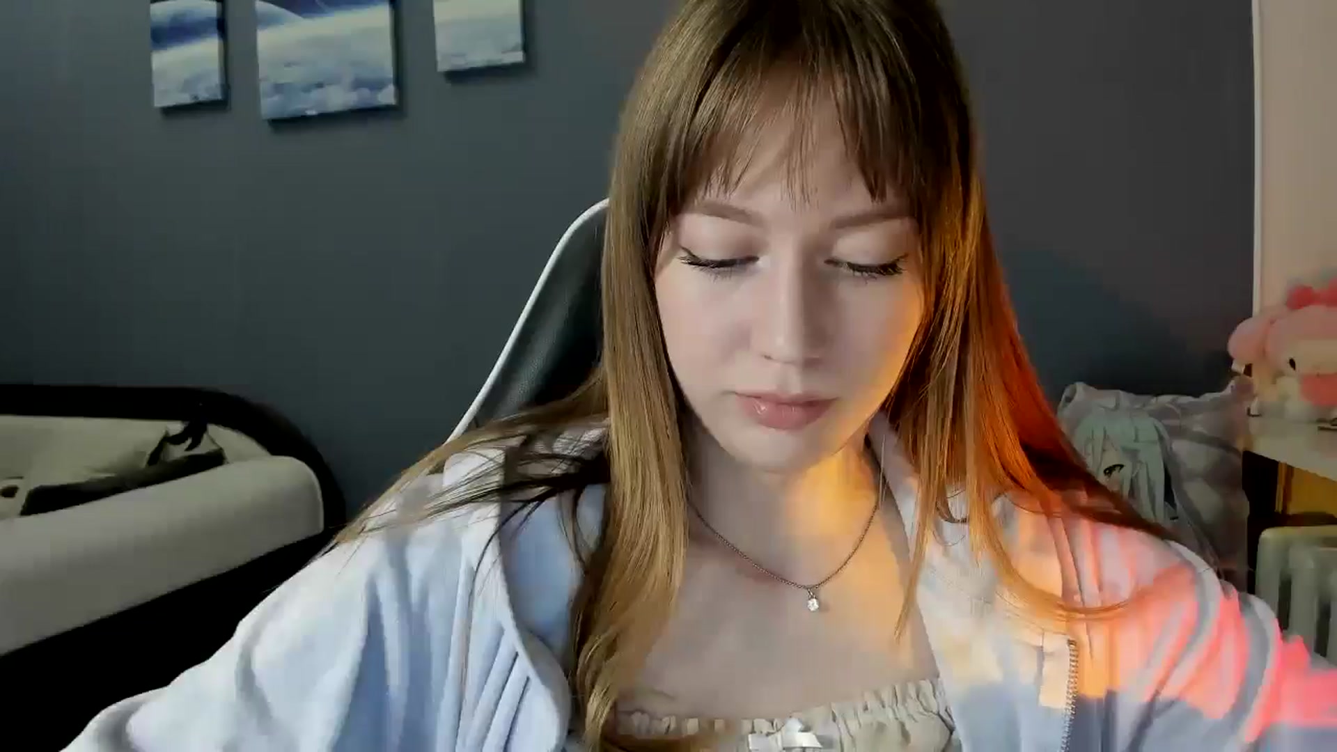 Gallery image thumbnail from RoboSasha's myfreecams stream on, 10/06/2025, 16:52 image 3 of 20