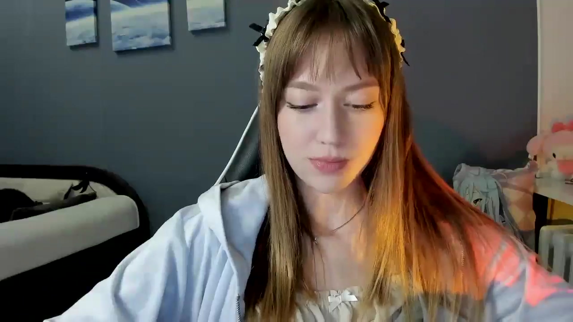Gallery image thumbnail from RoboSasha's myfreecams stream on, 10/06/2025, 16:52 image 5 of 20