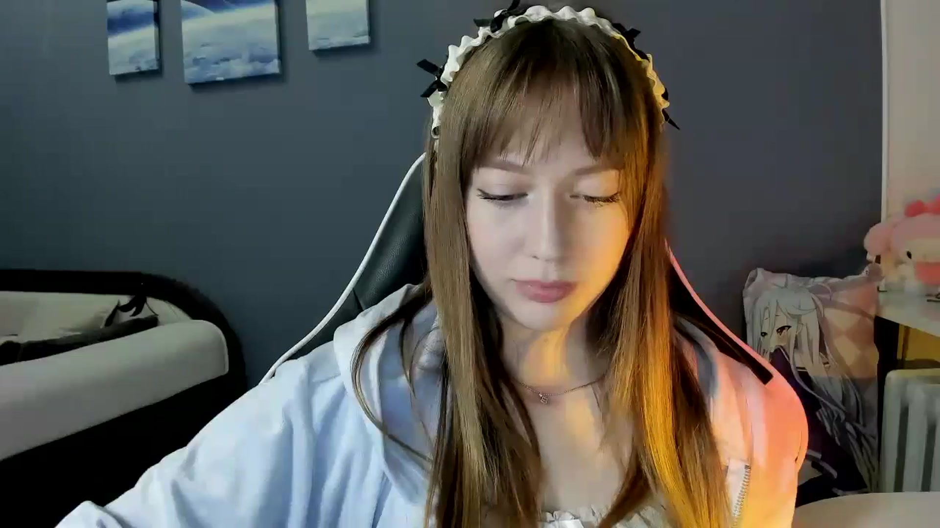 Gallery image thumbnail from RoboSasha's myfreecams stream on, 10/06/2025, 16:52 image 11 of 20