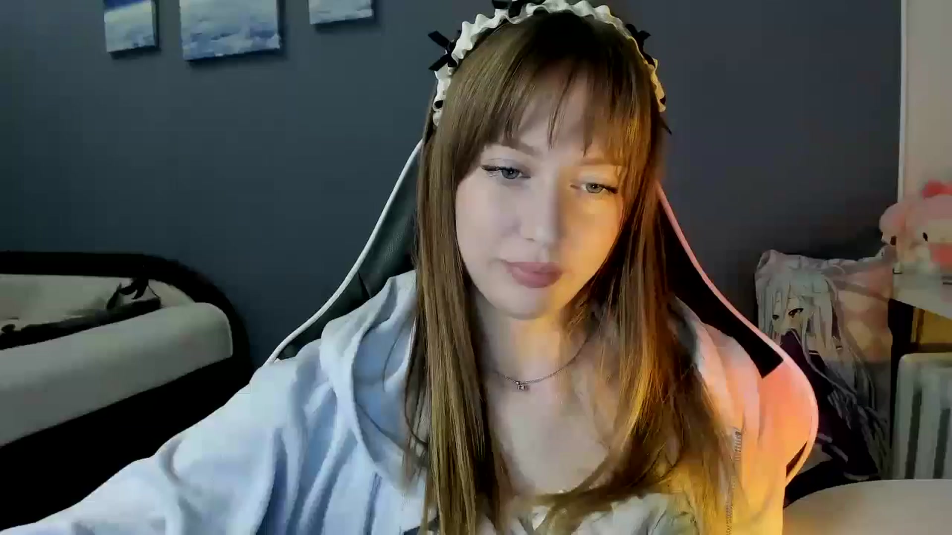 Gallery image thumbnail from RoboSasha's myfreecams stream on, 10/06/2025, 16:52 image 14 of 20