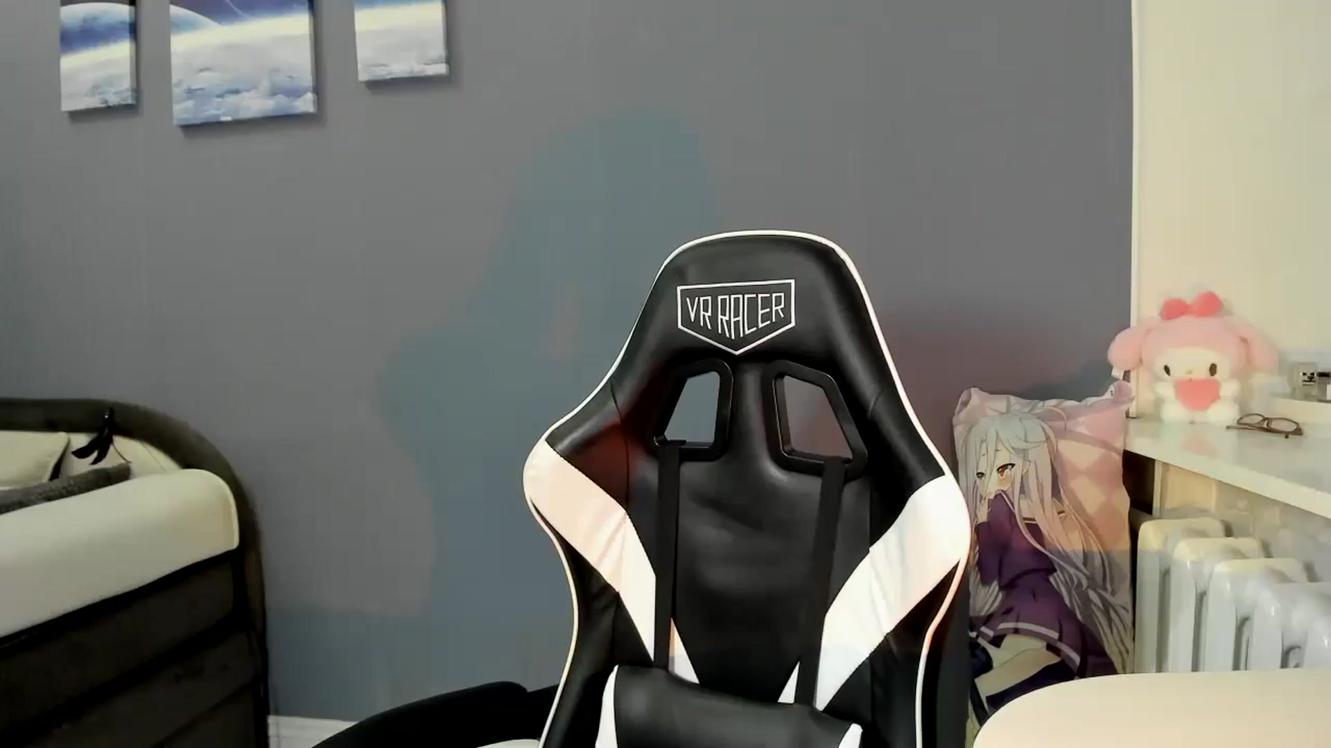 Gallery image thumbnail from RoboSasha's myfreecams stream on, 10/08/2025, 13:39 image 17 of 20