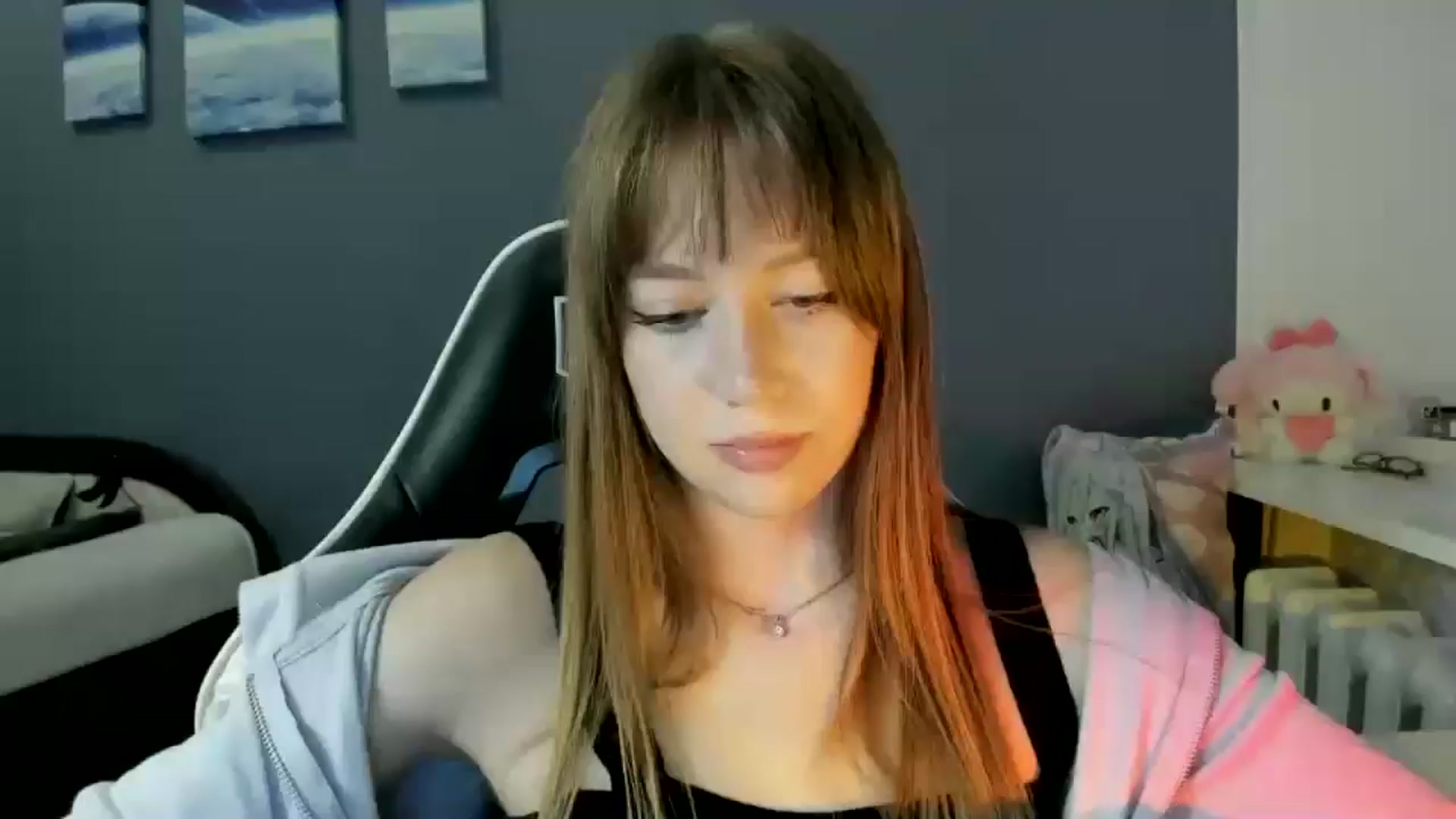 Gallery image thumbnail from RoboSasha's myfreecams stream on, 10/08/2025, 13:39 image 15 of 20