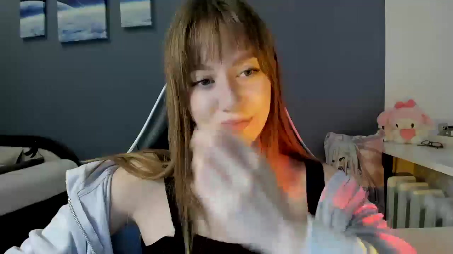 Gallery image thumbnail from RoboSasha's myfreecams stream on, 10/08/2025, 13:39 image 12 of 20