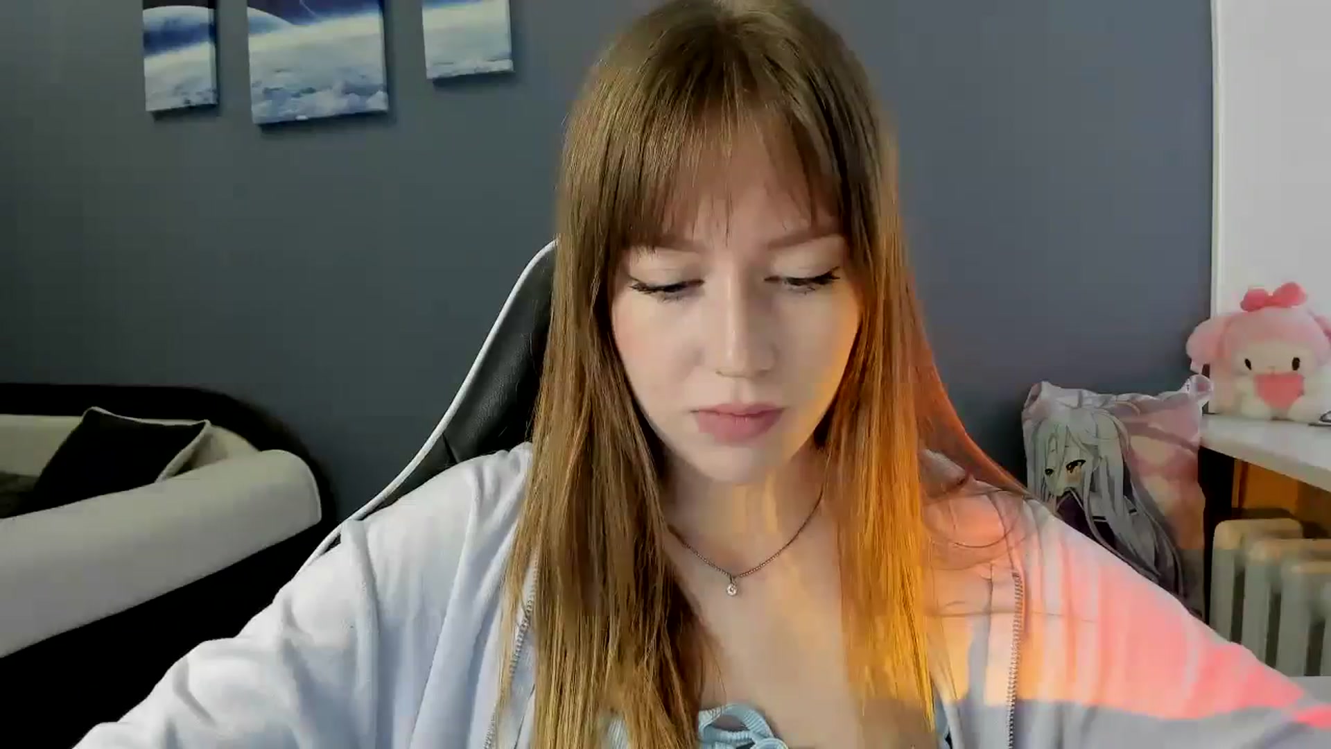 Gallery image thumbnail from RoboSasha's myfreecams stream on, 10/10/2025, 12:47 image 10 of 20