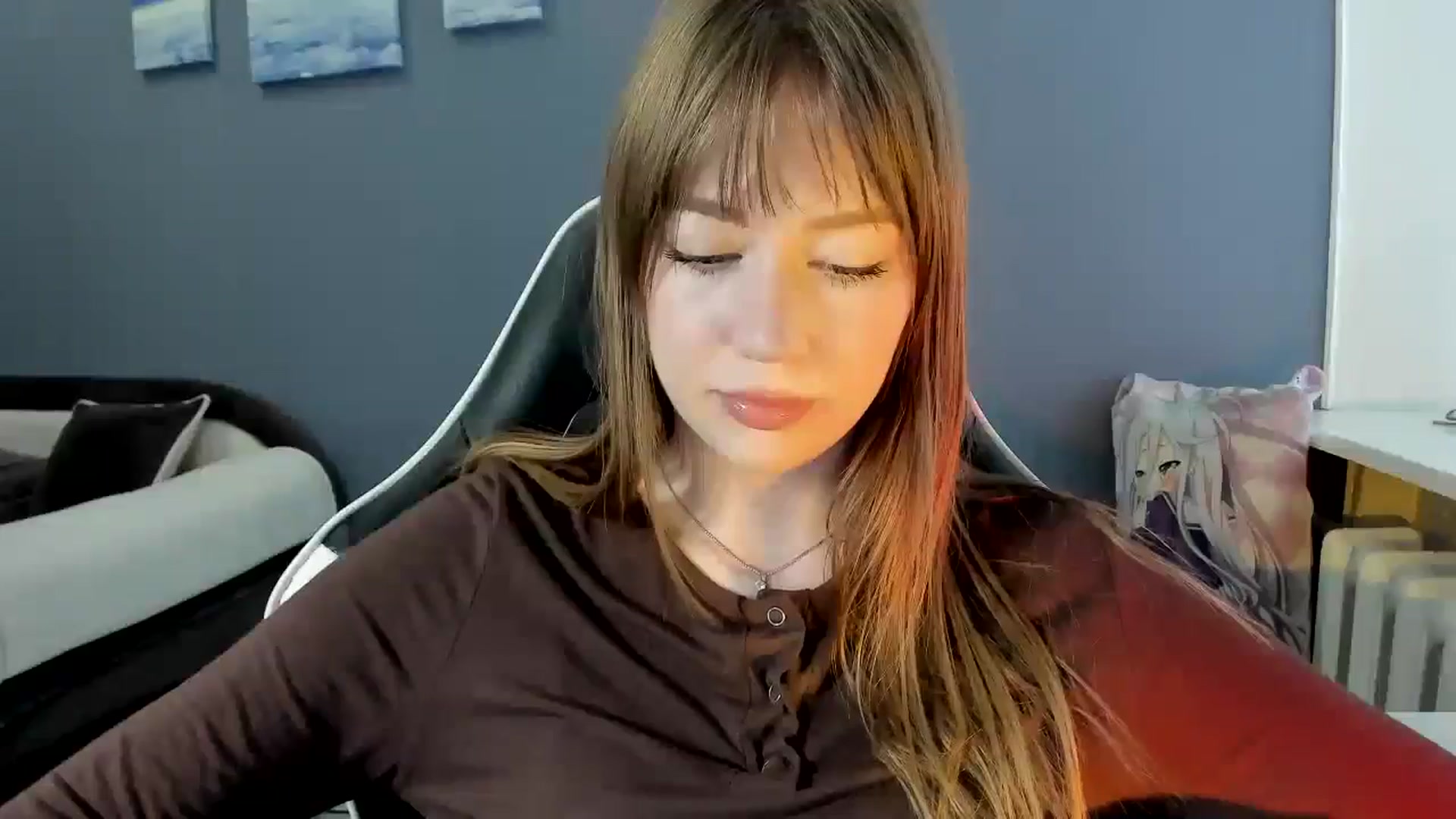 Gallery image thumbnail from RoboSasha's myfreecams stream on, 10/13/2025, 11:30 image 5 of 20