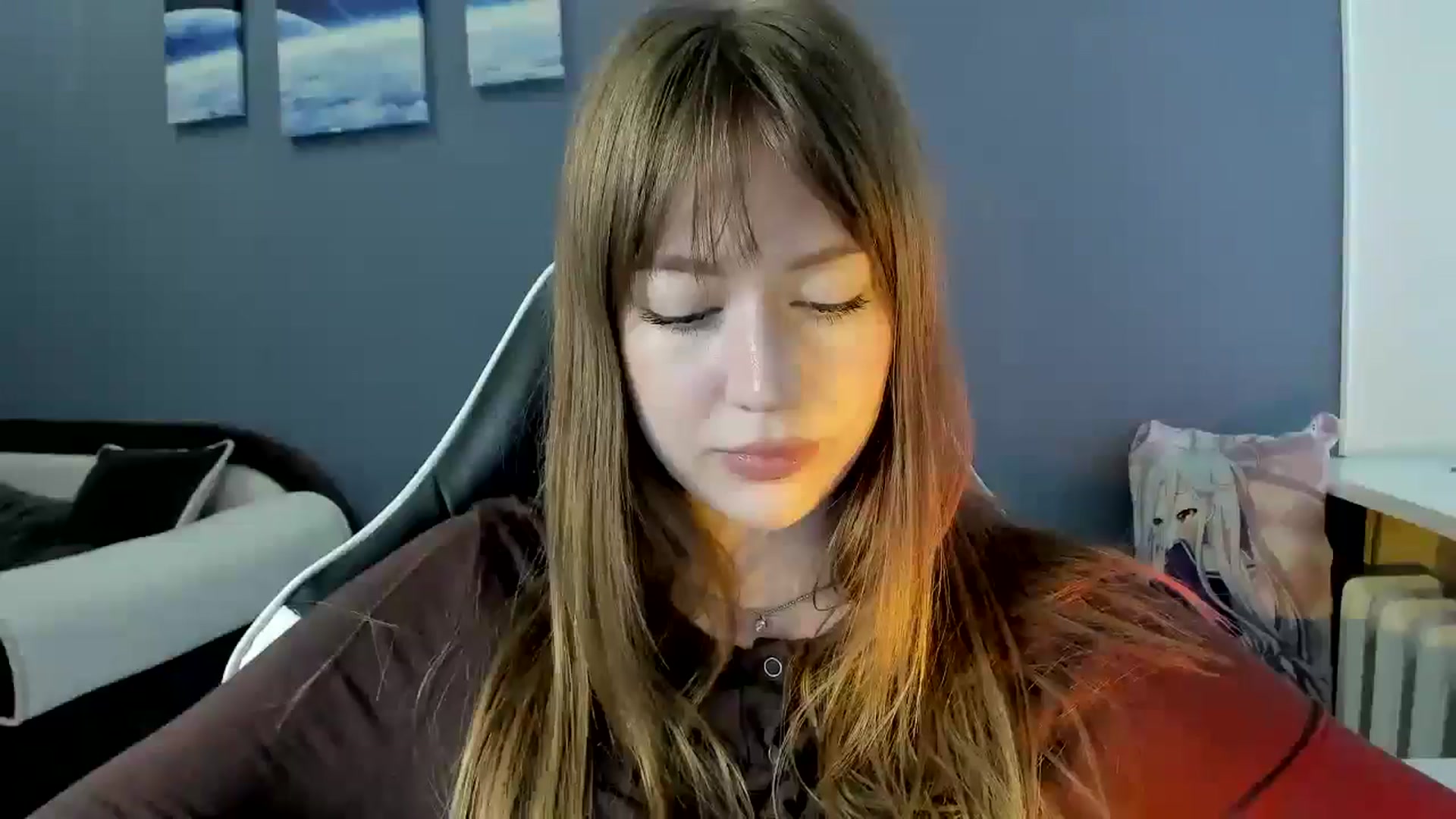 Gallery image thumbnail from RoboSasha's myfreecams stream on, 10/13/2025, 11:30 image 16 of 20