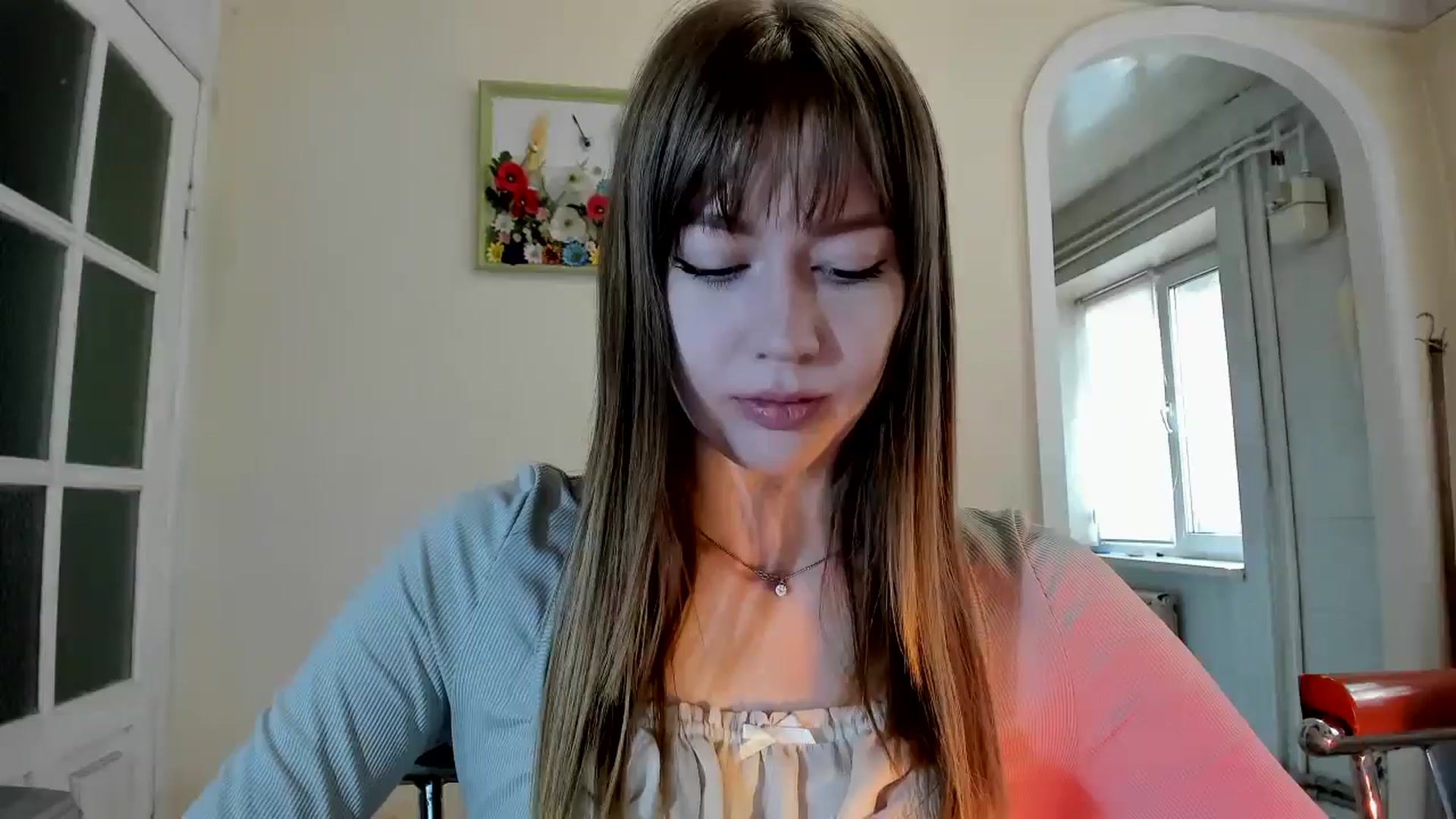 Gallery image thumbnail from RoboSasha's myfreecams stream on, 10/17/2025, 10:09 image 15 of 20