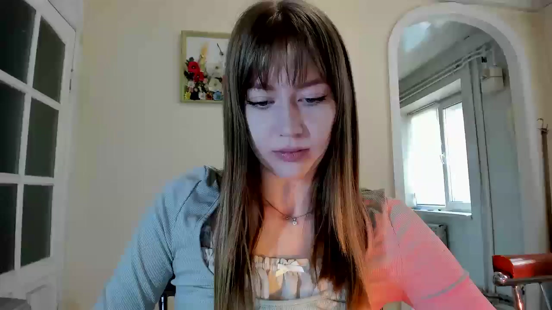 Gallery image thumbnail from RoboSasha's myfreecams stream on, 10/17/2025, 10:09 image 13 of 20