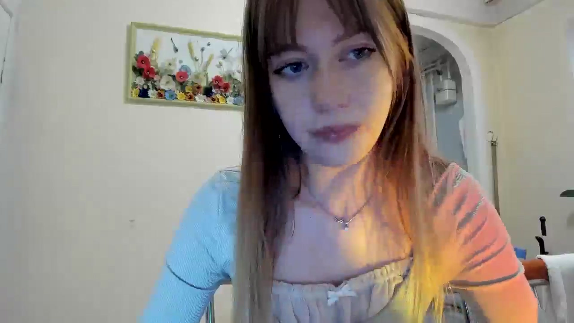 Gallery image thumbnail from RoboSasha's myfreecams stream on, 10/17/2025, 11:53 image 19 of 20