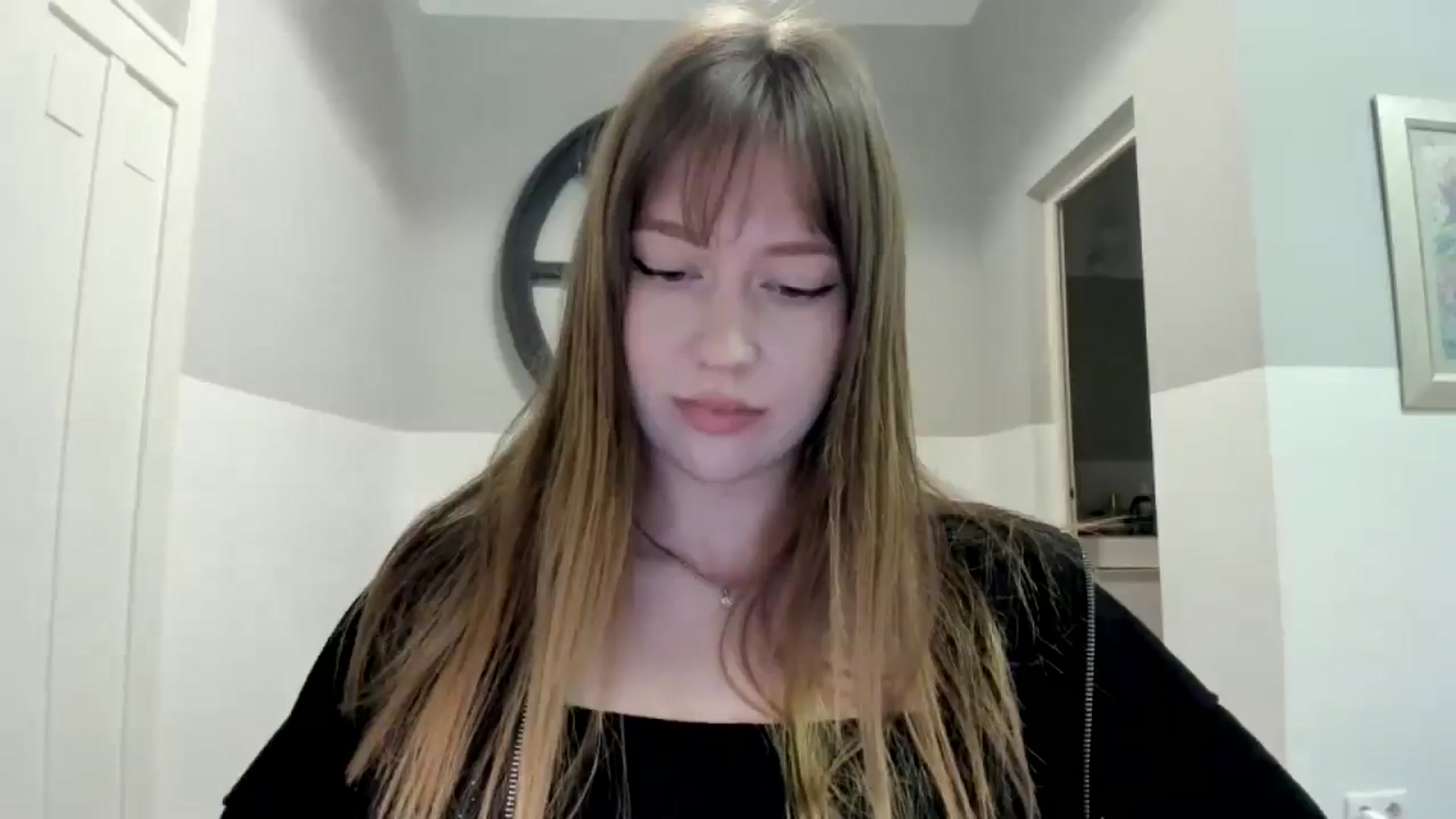 Gallery image thumbnail from RoboSasha's myfreecams stream on, 11/05/2025, 15:42 image 18 of 20