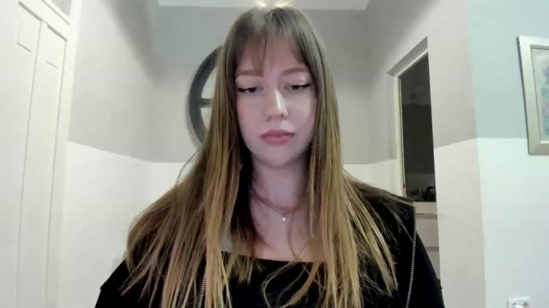 Gallery image thumbnail from RoboSasha's myfreecams stream on, 11/05/2025, 15:42 image 17 of 20