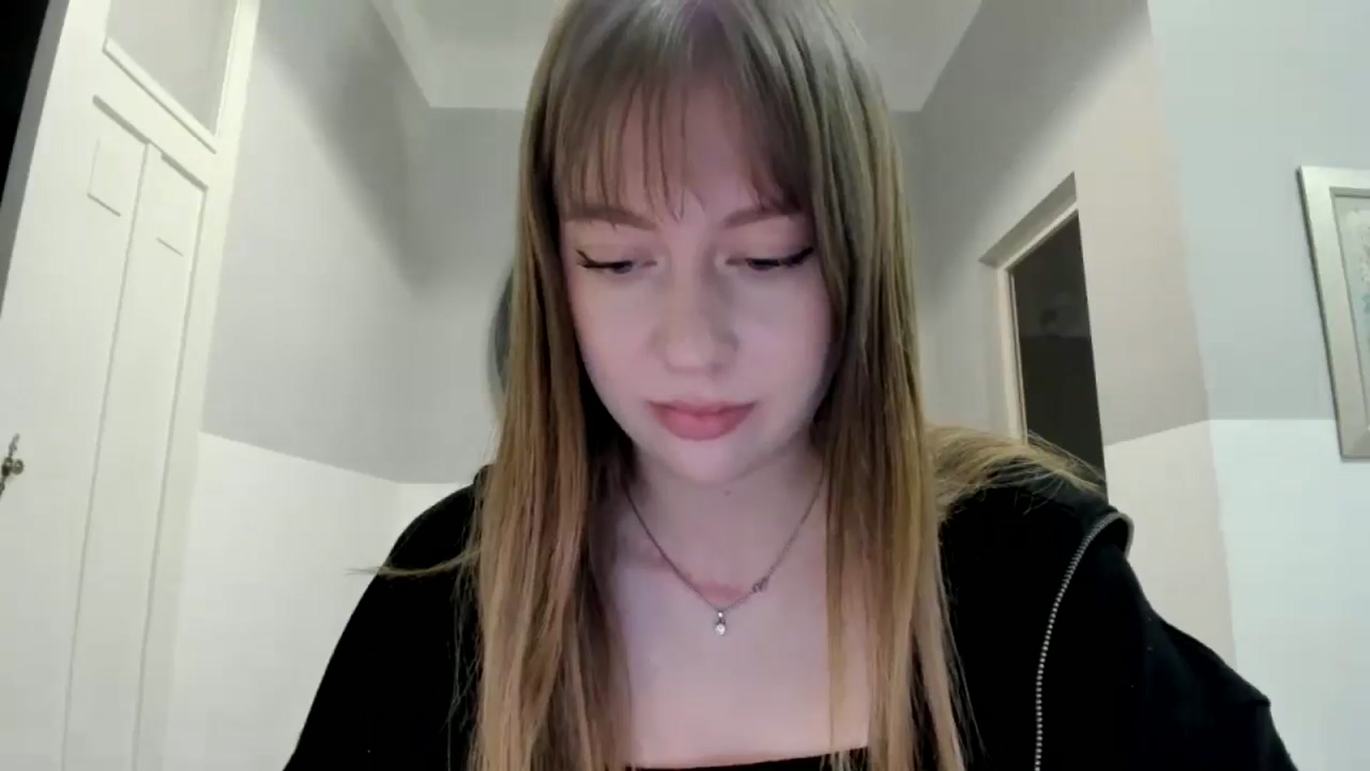 Gallery image thumbnail from RoboSasha's myfreecams stream on, 11/05/2025, 16:50 image 10 of 20