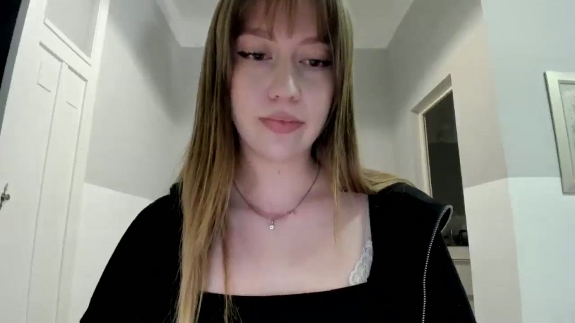 Gallery image thumbnail from RoboSasha's myfreecams stream on, 11/05/2025, 16:50 image 9 of 20