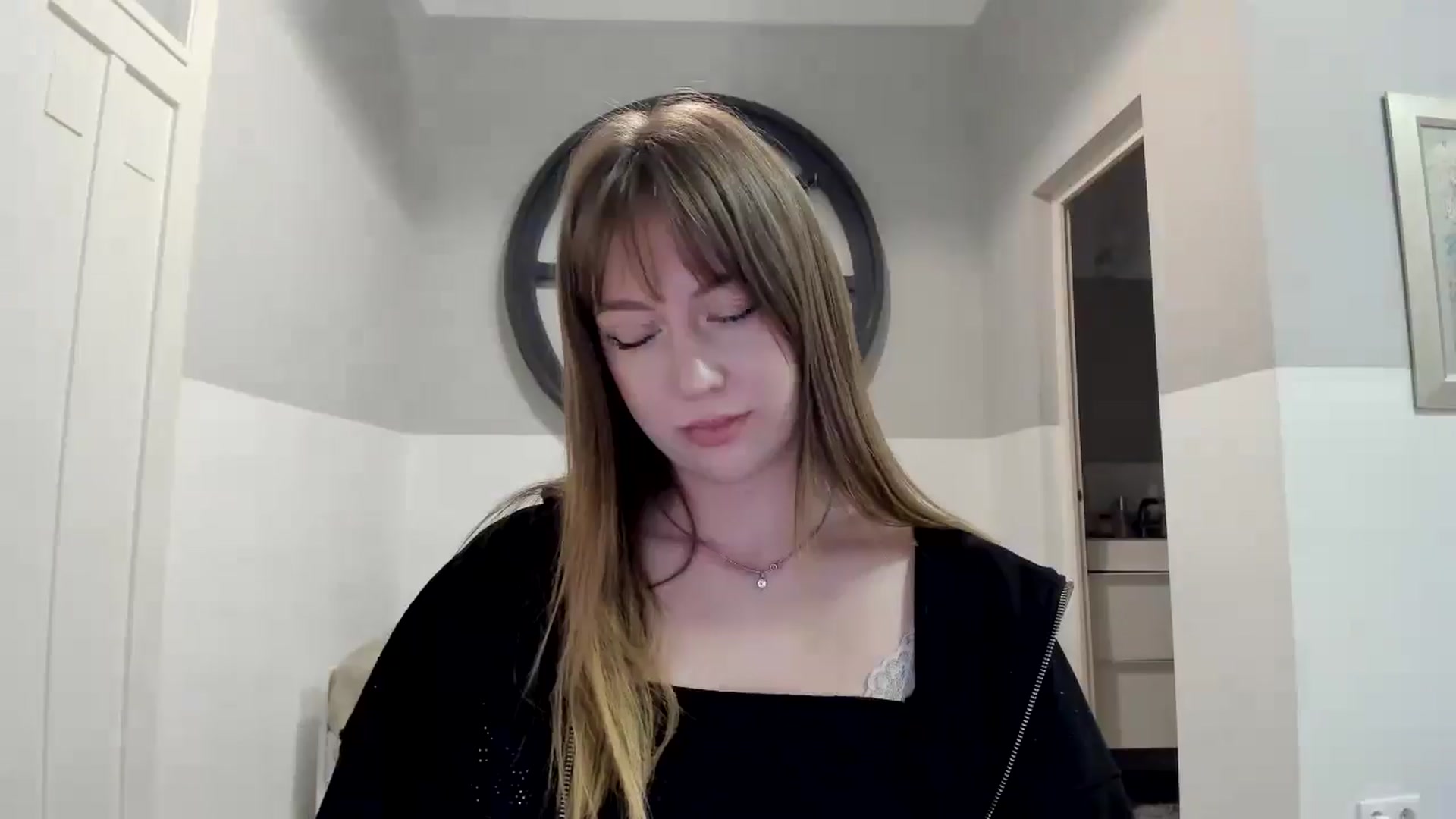 Gallery image thumbnail from RoboSasha's myfreecams stream on, 11/05/2025, 16:50 image 19 of 20