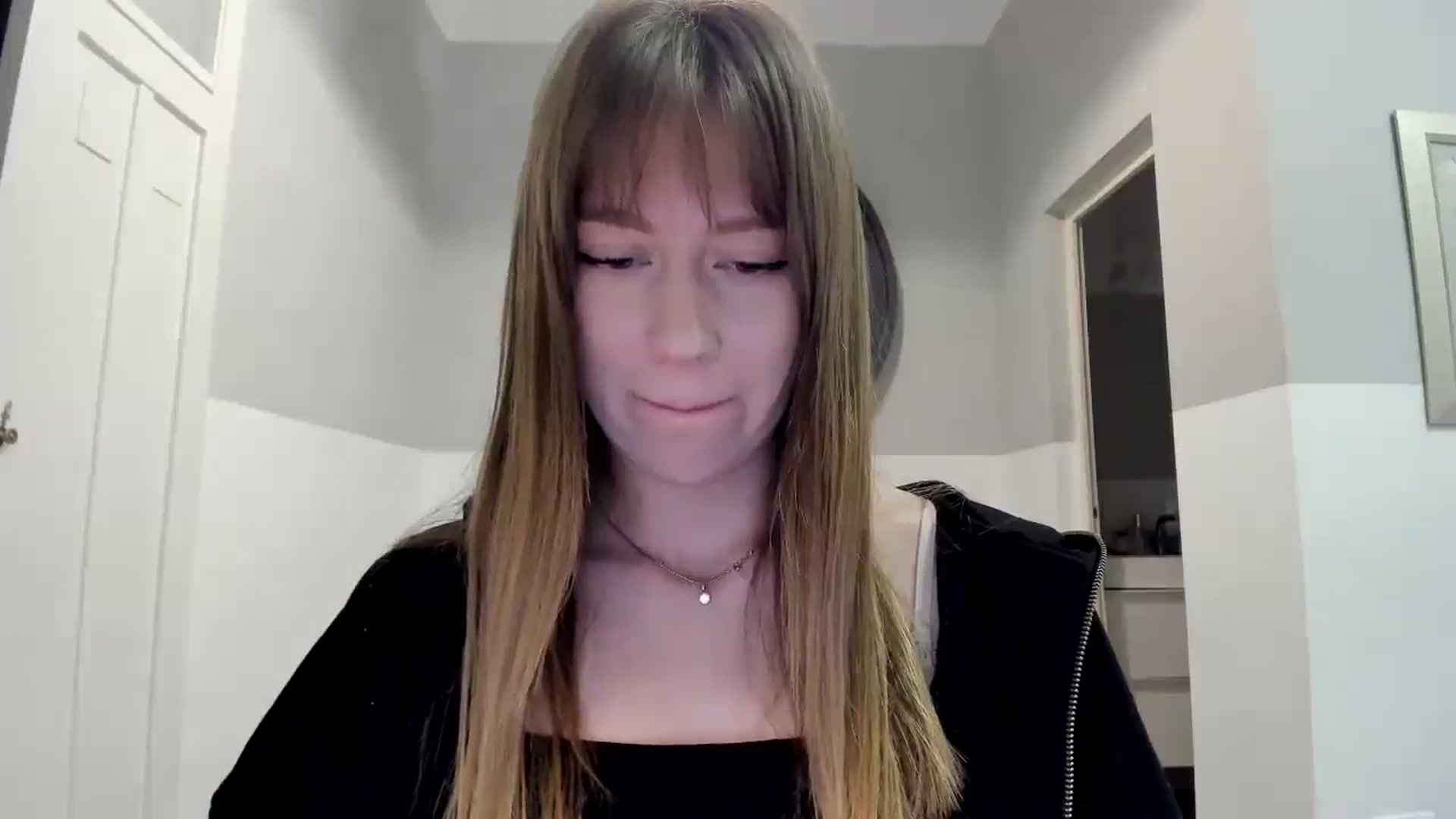 Gallery image thumbnail from RoboSasha's myfreecams stream on, 11/05/2025, 16:50 image 6 of 20