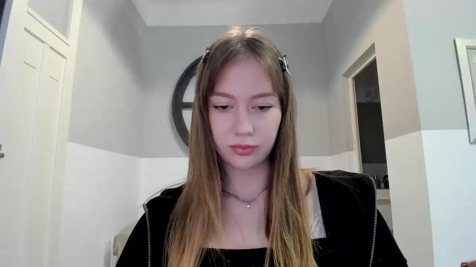 Gallery image thumbnail from RoboSasha's myfreecams stream on, 11/06/2025, 12:46 image 15 of 20