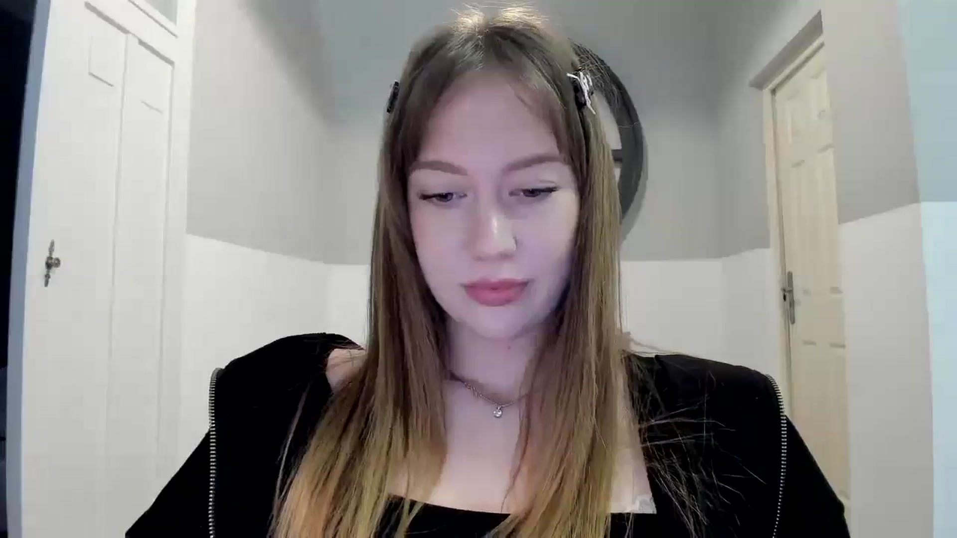 Gallery image thumbnail from RoboSasha's myfreecams stream on, 11/06/2025, 14:13 image 20 of 20