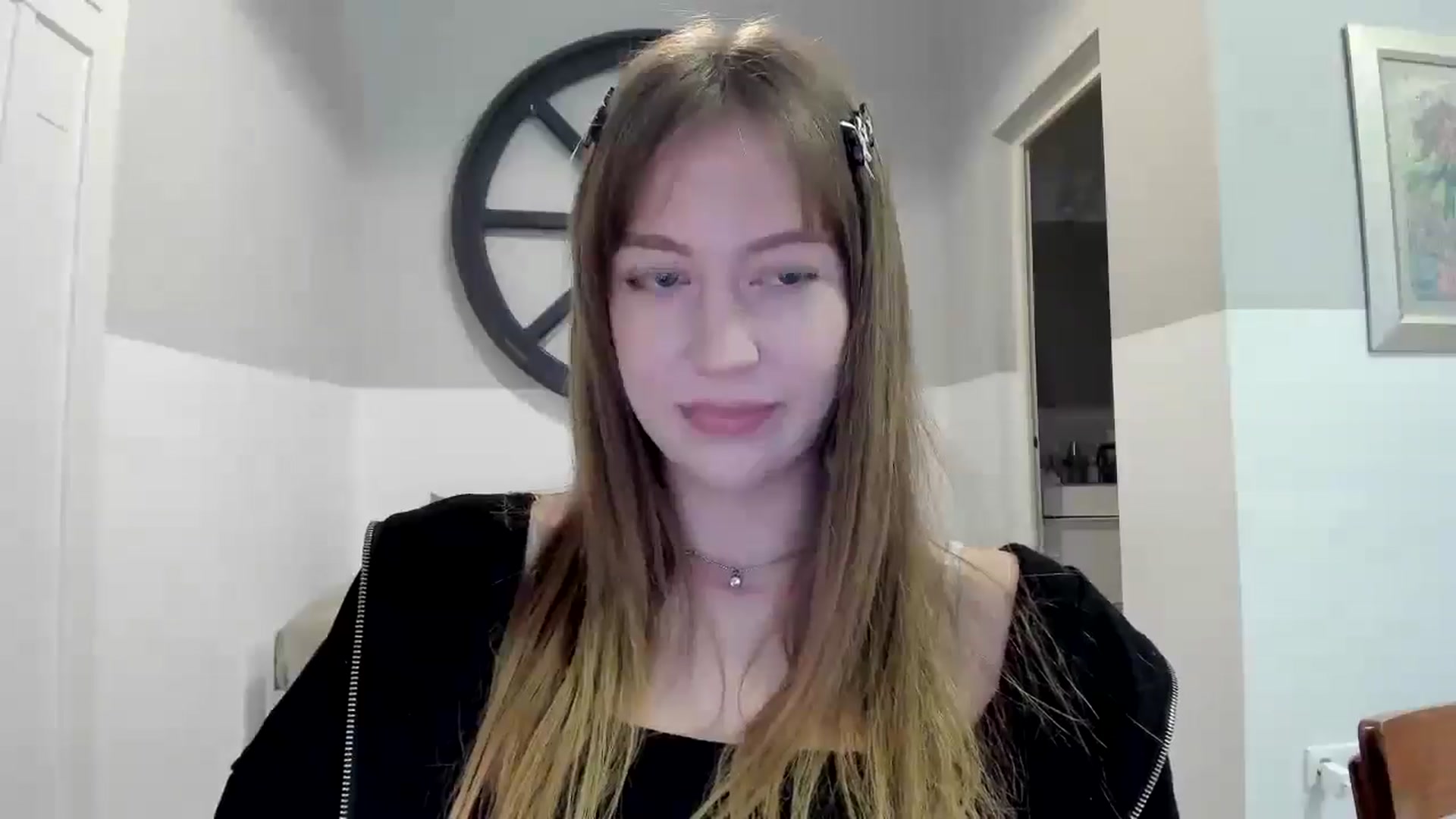 Gallery image thumbnail from RoboSasha's myfreecams stream on, 11/06/2025, 14:13 image 13 of 20