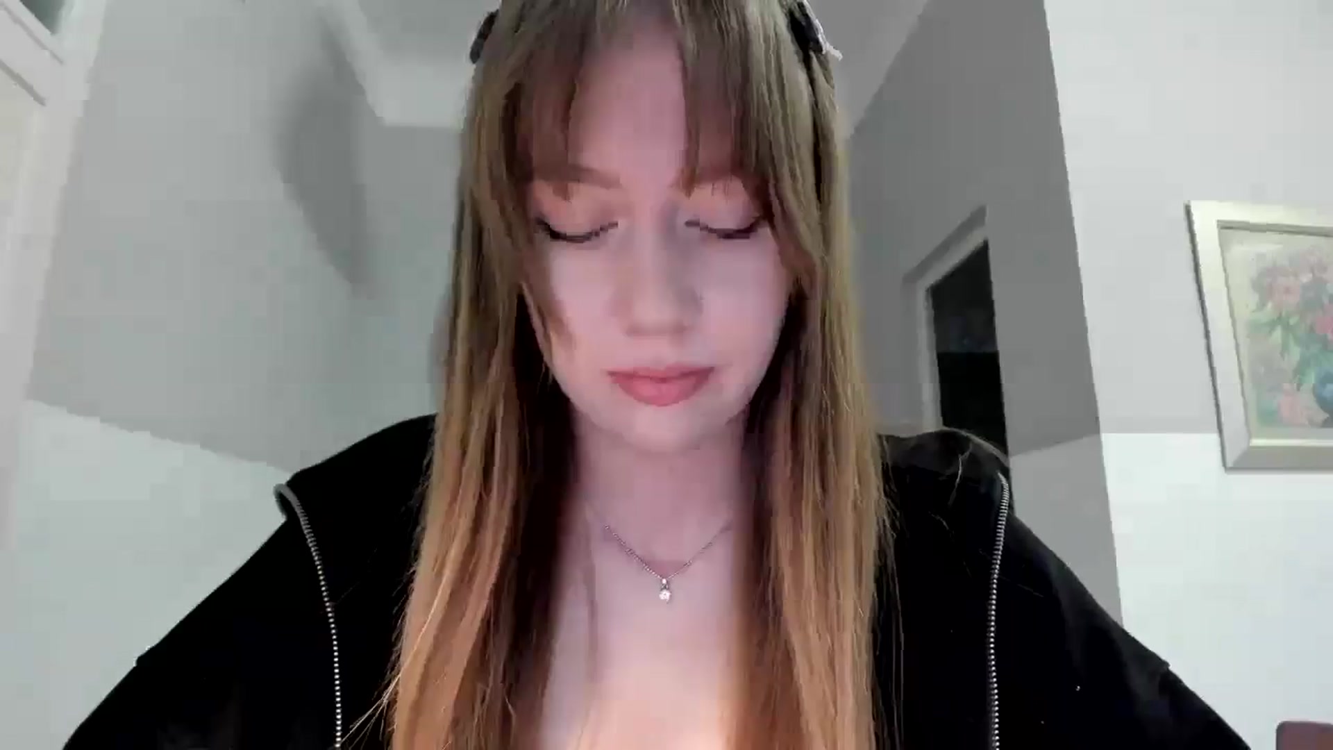 Gallery image thumbnail from RoboSasha's myfreecams stream on, 11/07/2025, 14:30 image 9 of 20