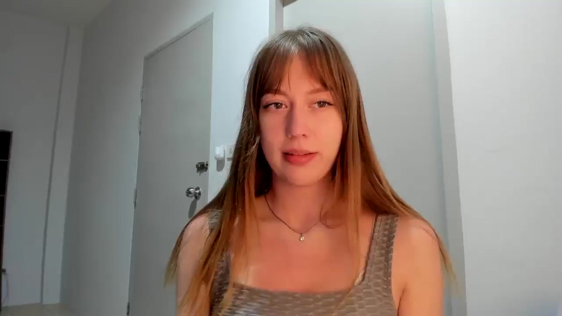 Gallery image thumbnail from RoboSasha's myfreecams stream on, 11/12/2025, 12:50 image 16 of 20