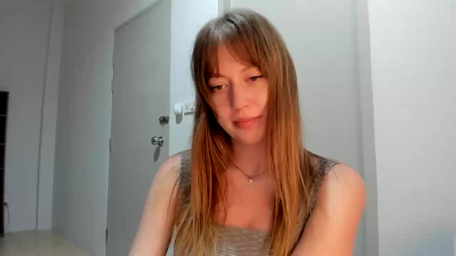 Gallery image thumbnail from RoboSasha's myfreecams stream on, 11/12/2025, 13:09 image 14 of 20