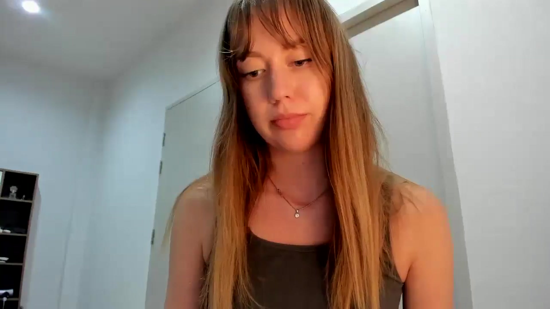 Gallery image thumbnail from RoboSasha's myfreecams stream on, 11/16/2025, 14:13 image 13 of 20