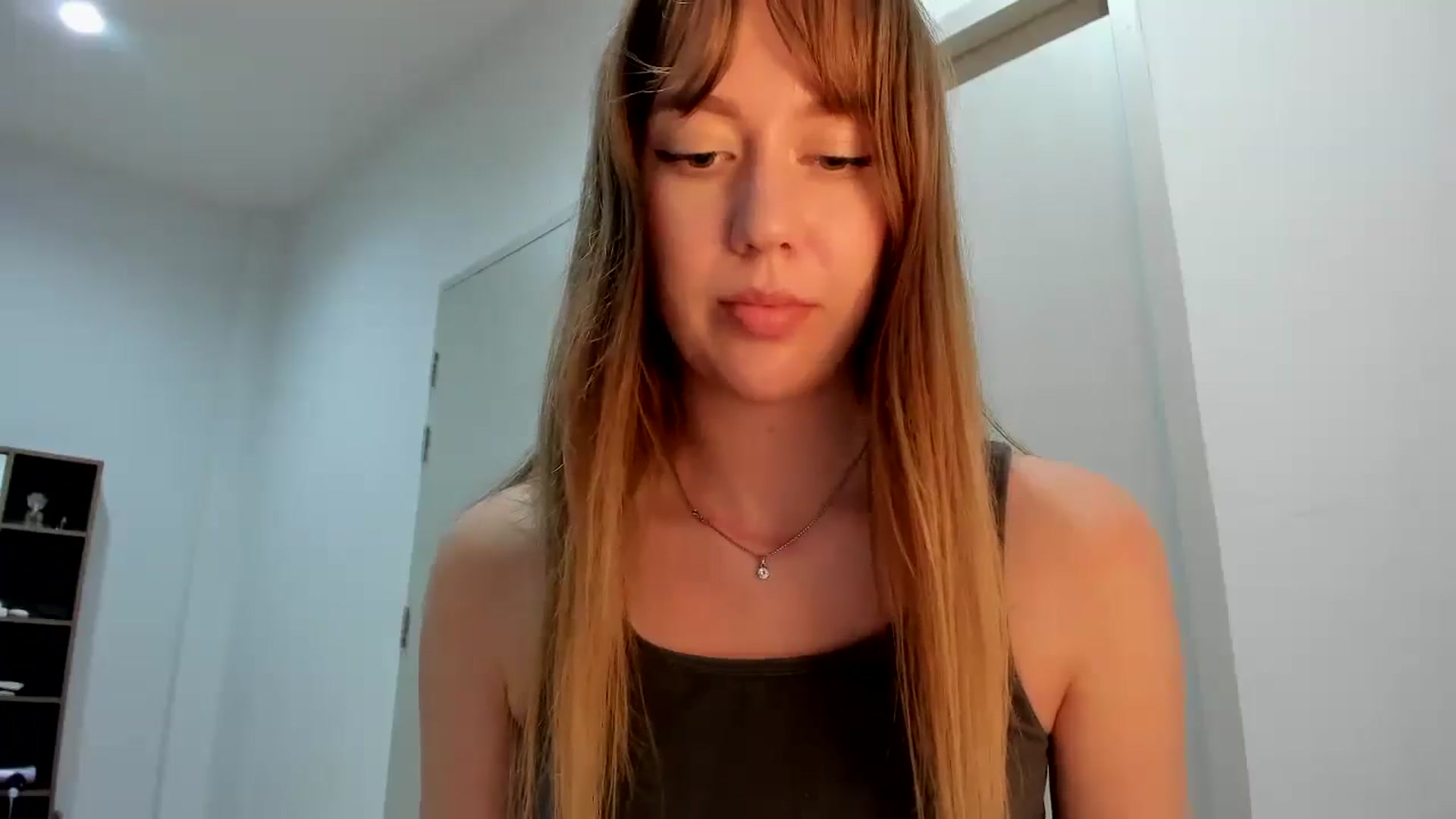 Gallery image thumbnail from RoboSasha's myfreecams stream on, 11/16/2025, 14:13 image 10 of 20