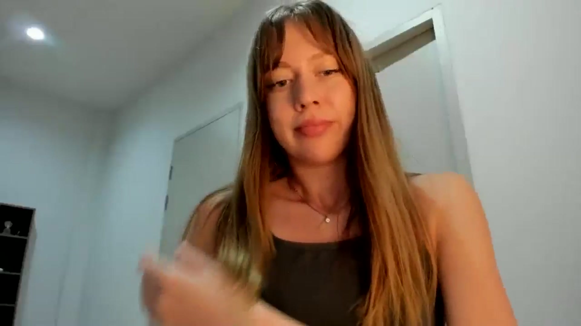 Gallery image thumbnail from RoboSasha's myfreecams stream on, 11/16/2025, 15:28 image 3 of 20