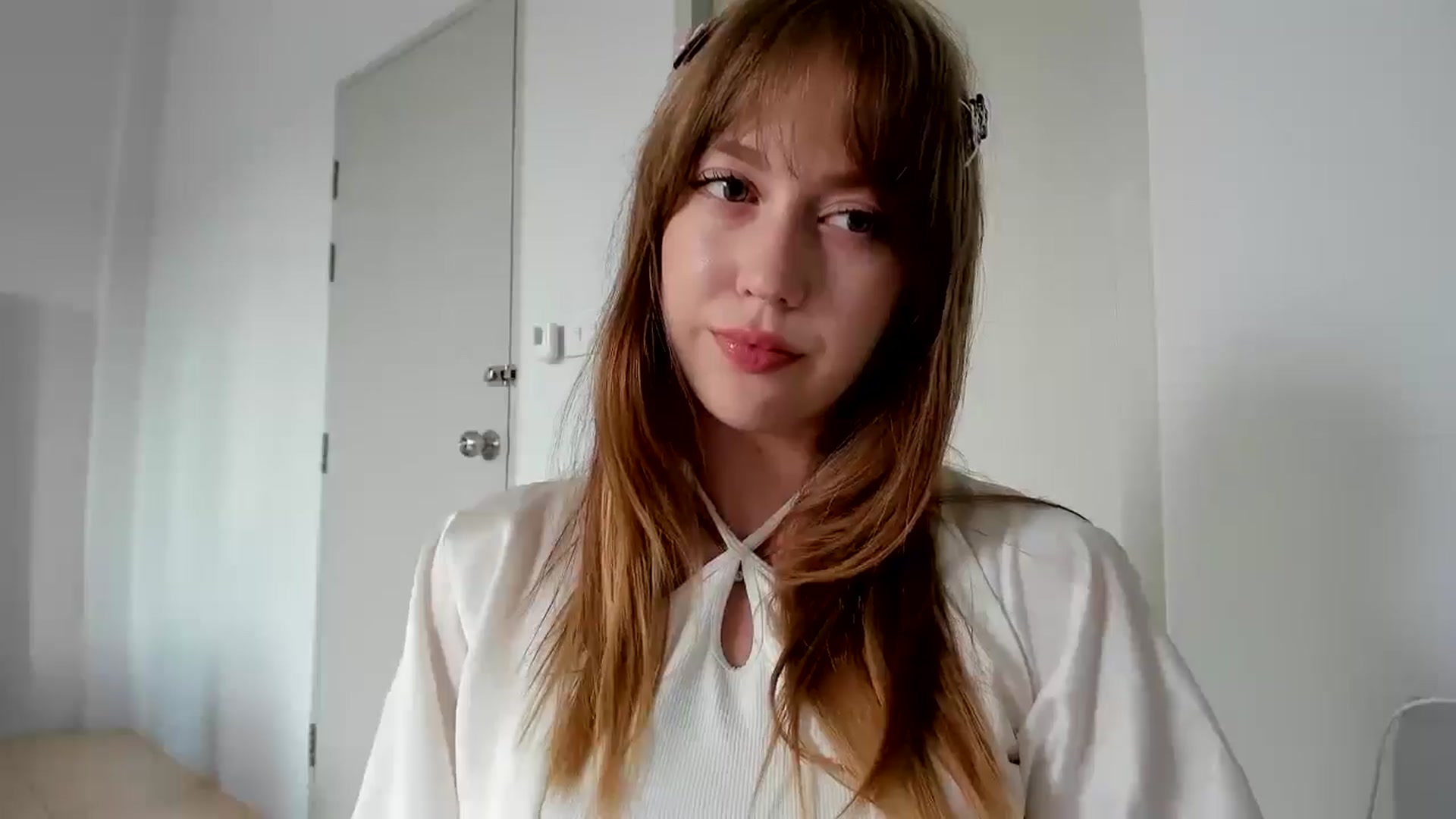 Gallery image thumbnail from RoboSasha's myfreecams stream on, 11/17/2025, 11:13 image 10 of 20