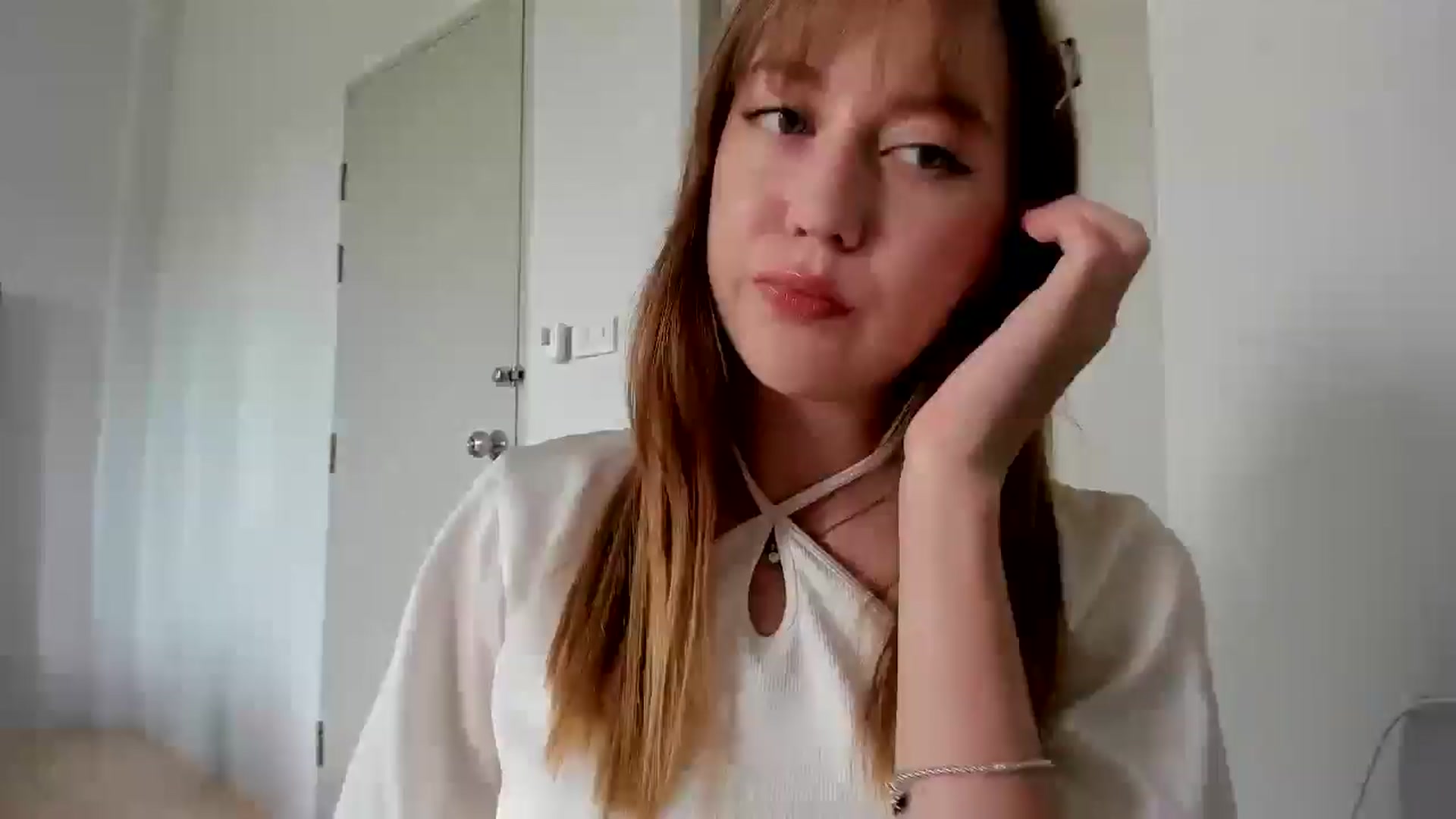 Gallery image thumbnail from RoboSasha's myfreecams stream on, 11/17/2025, 11:13 image 1 of 20