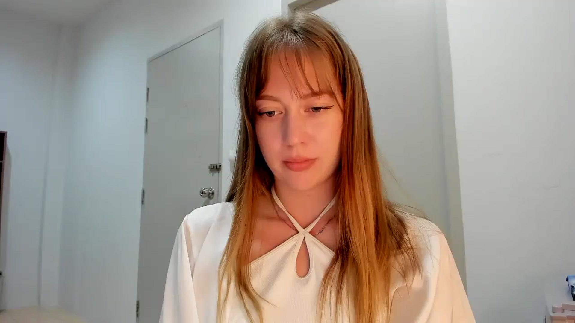 Gallery image thumbnail from RoboSasha's myfreecams stream on, 11/19/2025, 13:26 image 7 of 20
