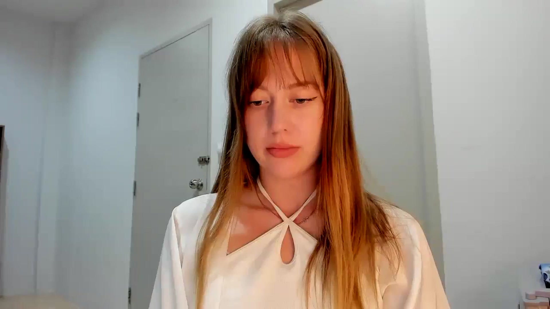 Gallery image thumbnail from RoboSasha's myfreecams stream on, 11/19/2025, 13:26 image 6 of 20