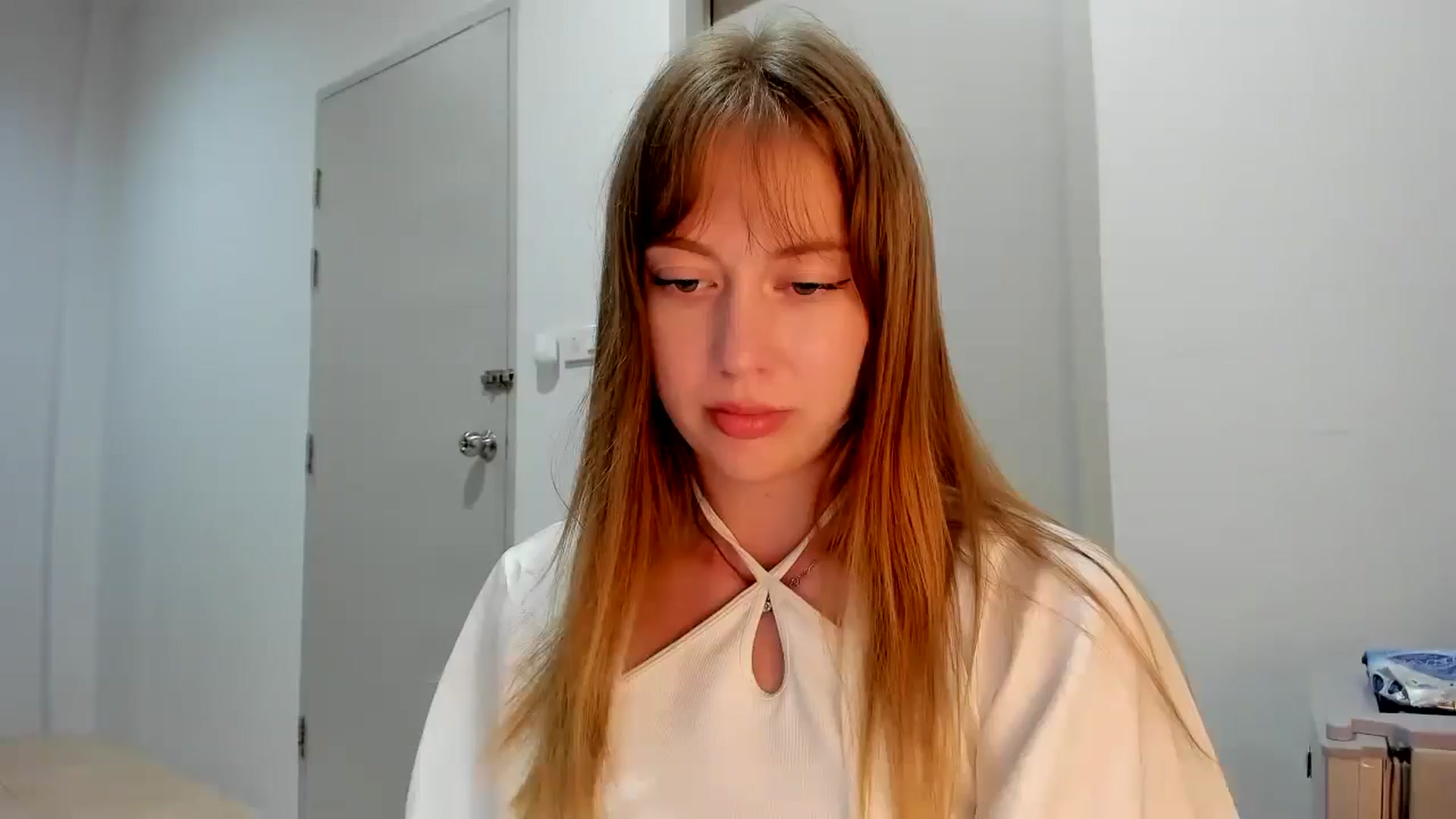 Gallery image thumbnail from RoboSasha's myfreecams stream on, 11/19/2025, 14:18 image 7 of 20