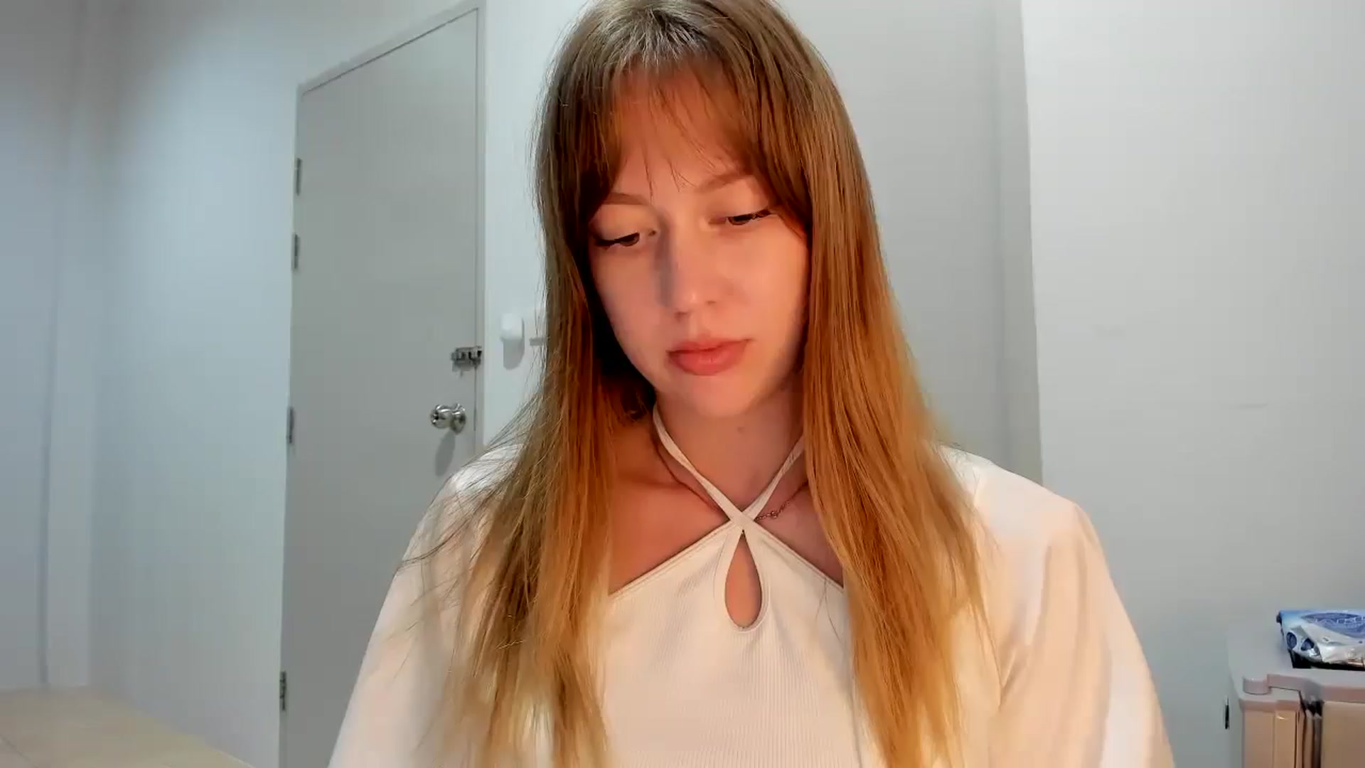 Gallery image thumbnail from RoboSasha's myfreecams stream on, 11/19/2025, 14:18 image 1 of 20