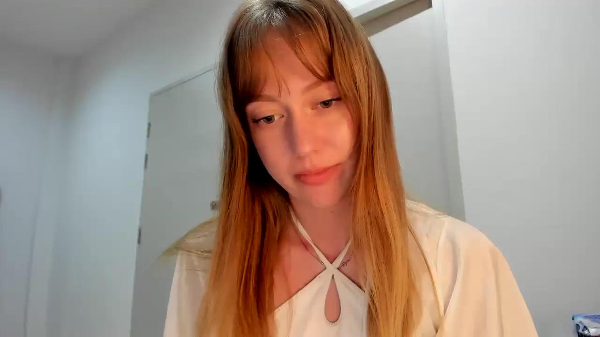 Gallery image thumbnail from RoboSasha's myfreecams stream on, 11/19/2025, 14:18 image 20 of 20