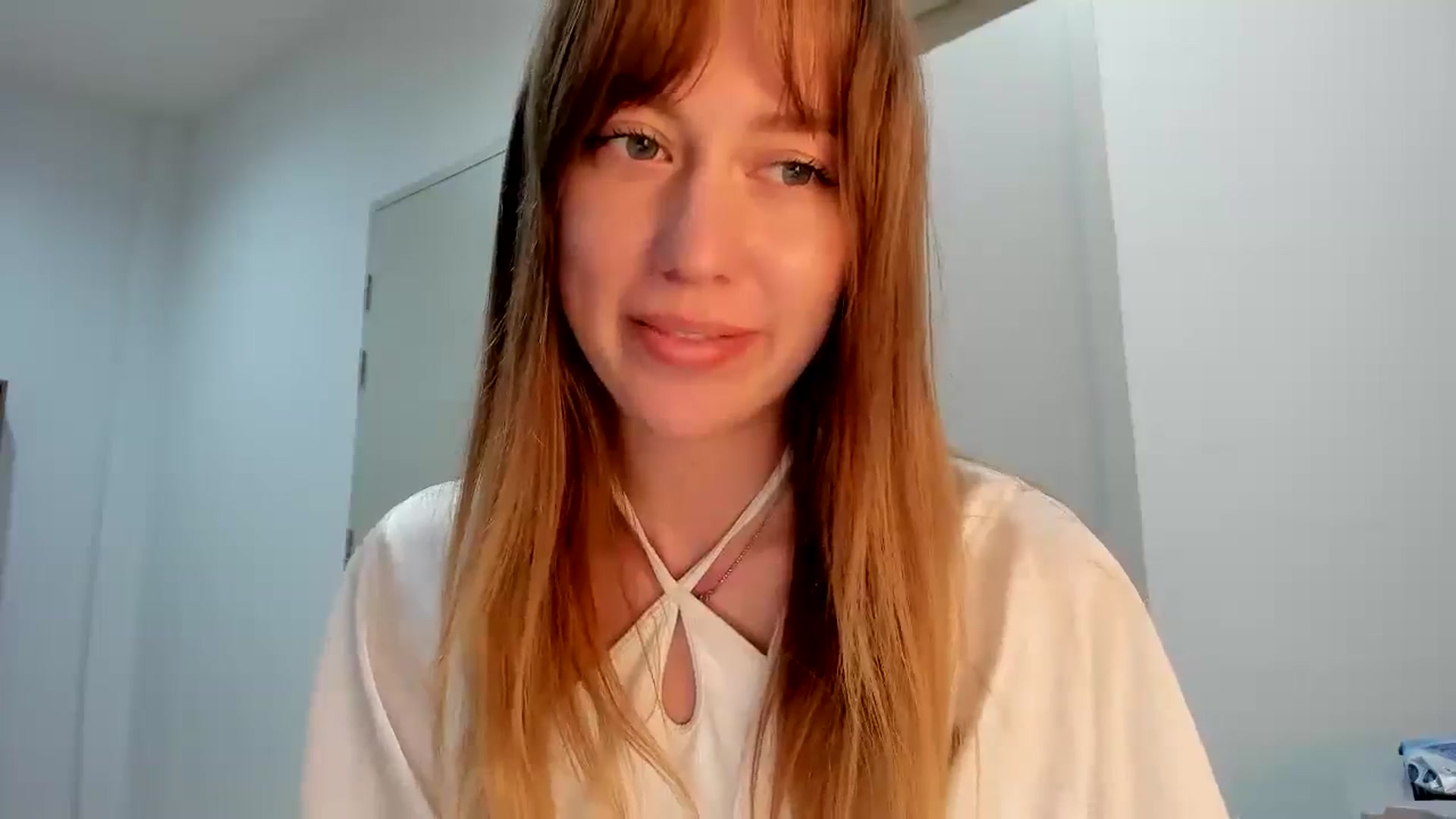 Gallery image thumbnail from RoboSasha's myfreecams stream on, 11/19/2025, 14:46 image 14 of 20