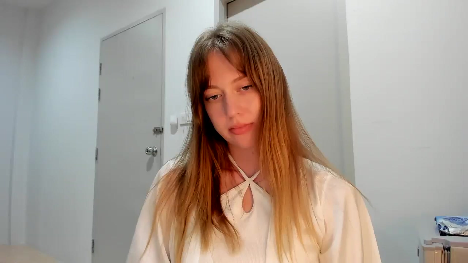 Gallery image thumbnail from RoboSasha's myfreecams stream on, 11/19/2025, 14:46 image 18 of 20