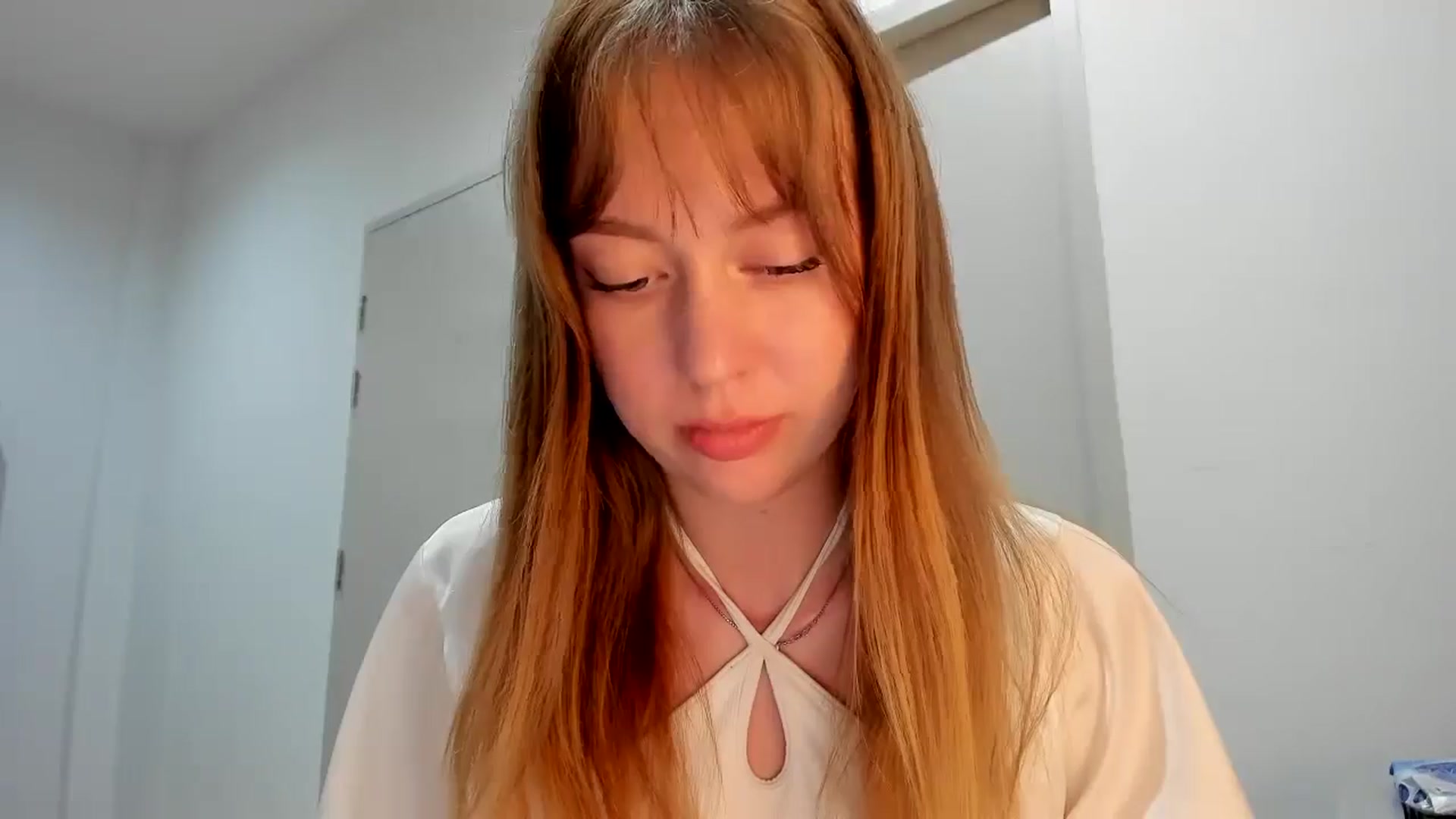 Gallery image thumbnail from RoboSasha's myfreecams stream on, 11/19/2025, 14:46 image 3 of 20
