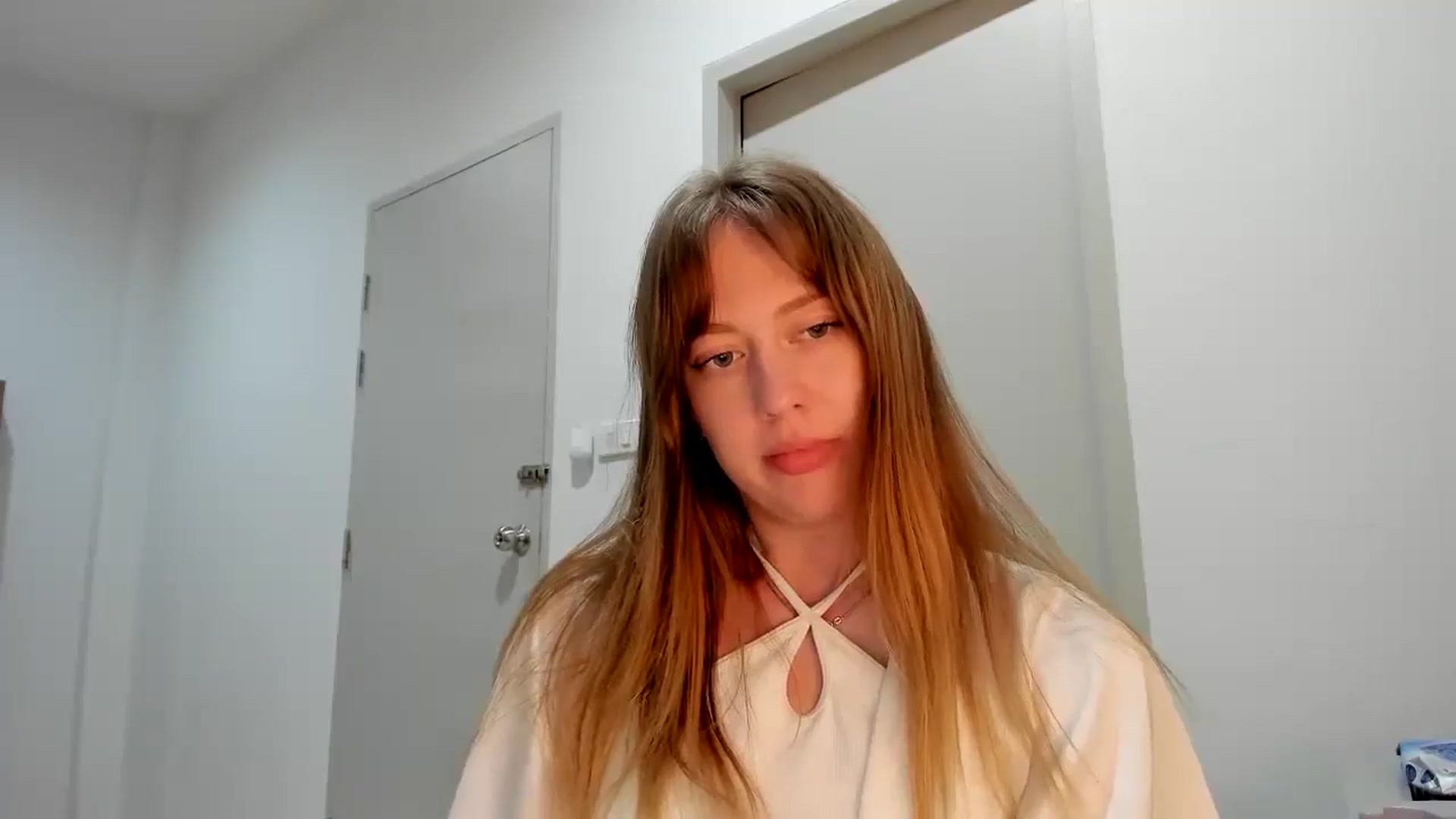 Gallery image thumbnail from RoboSasha's myfreecams stream on, 11/19/2025, 14:46 image 17 of 20