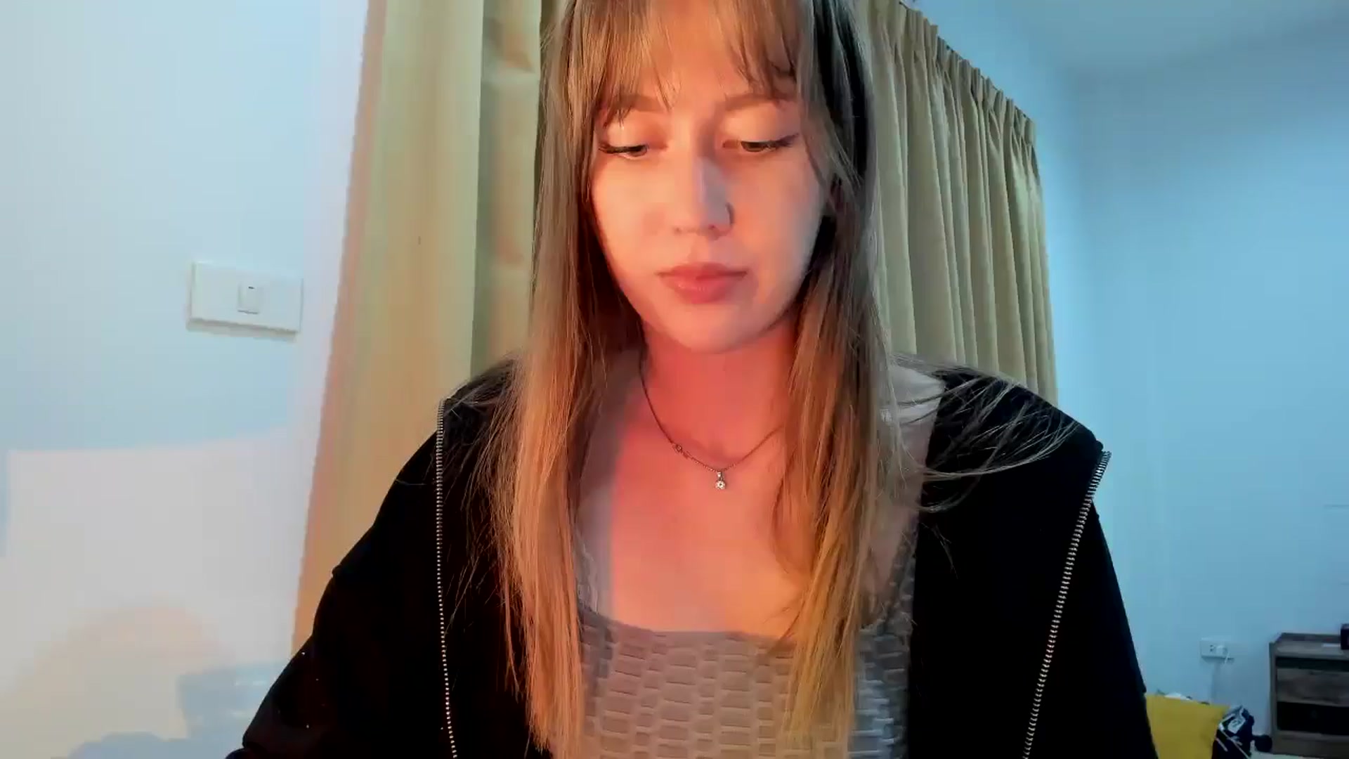 Gallery image thumbnail from RoboSasha's myfreecams stream on, 11/20/2025, 14:28 image 5 of 20