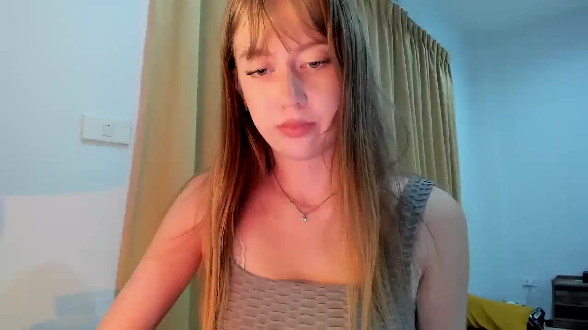 Gallery image thumbnail from RoboSasha's myfreecams stream on, 11/20/2025, 14:28 image 16 of 20