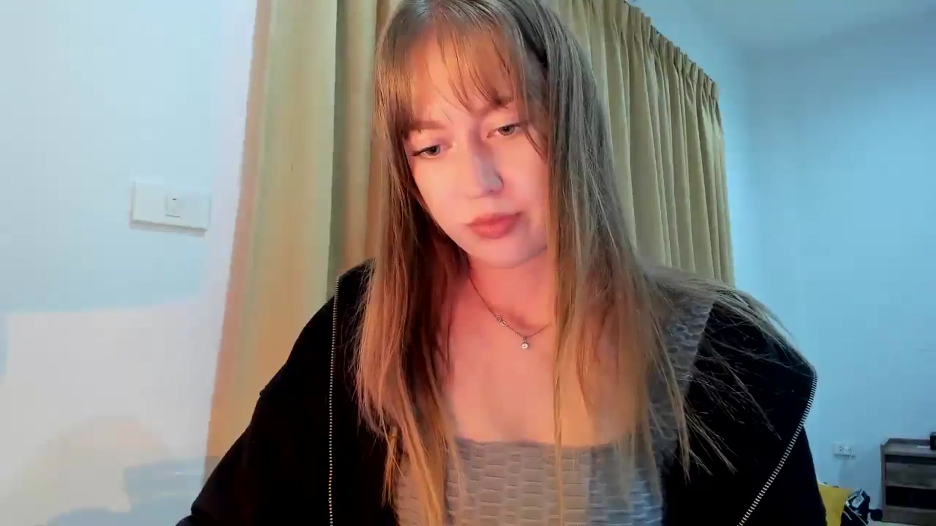 Gallery image thumbnail from RoboSasha's myfreecams stream on, 11/20/2025, 14:28 image 2 of 20
