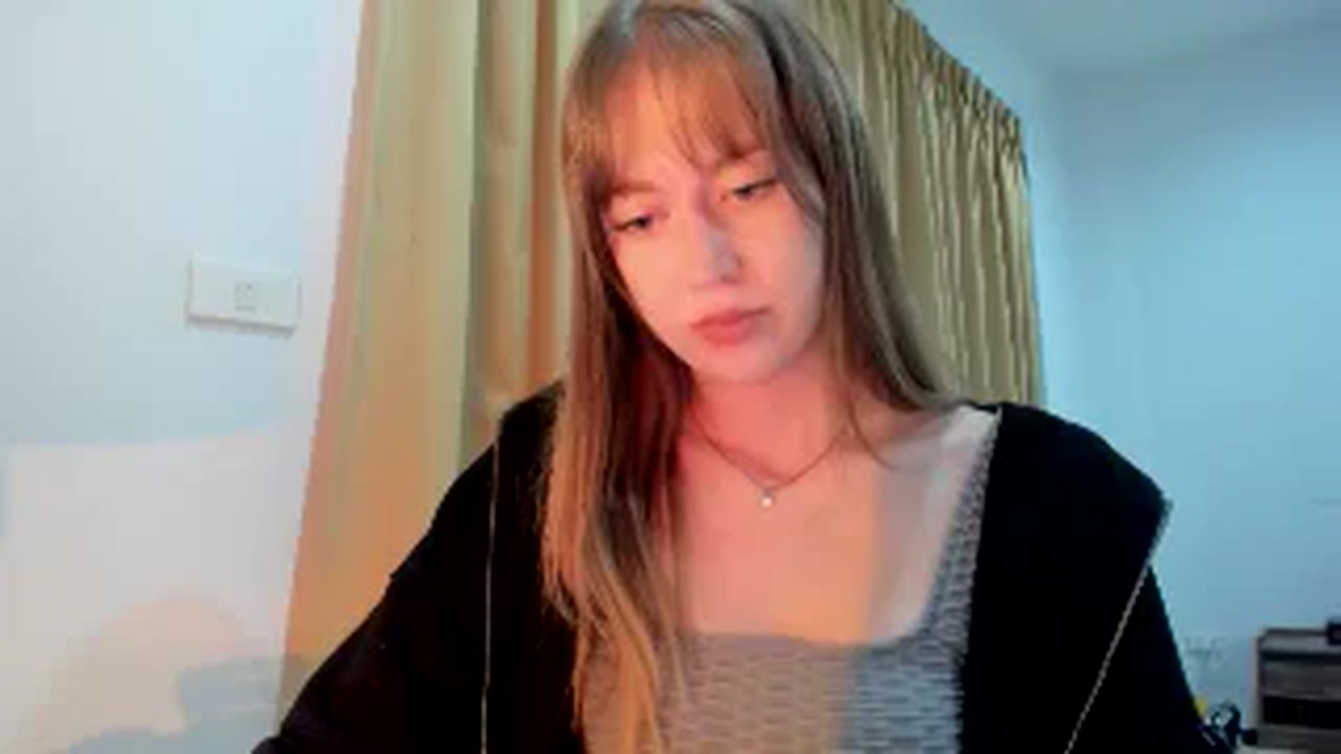 Gallery image thumbnail from RoboSasha's myfreecams stream on, 11/20/2025, 14:28 image 1 of 20