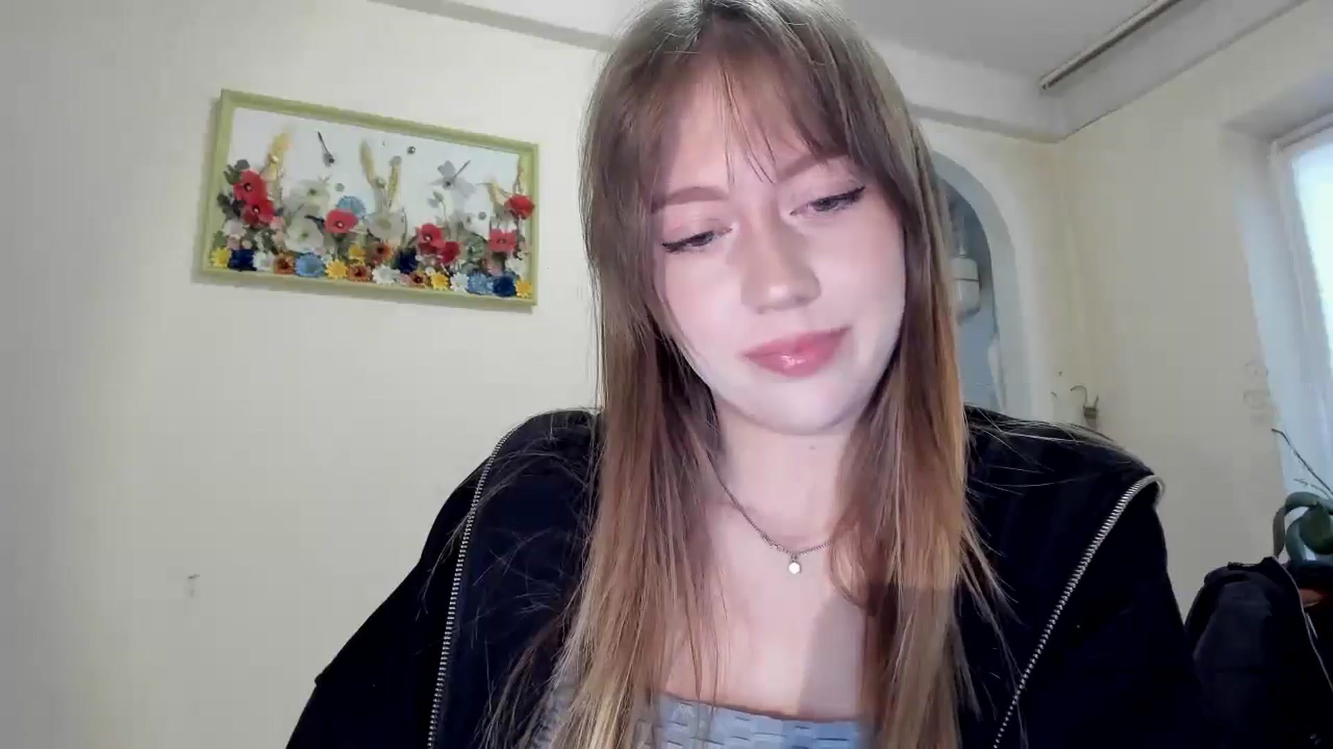 Gallery image thumbnail from RoboSasha's myfreecams stream on, 11/28/2025, 13:19 image 9 of 20