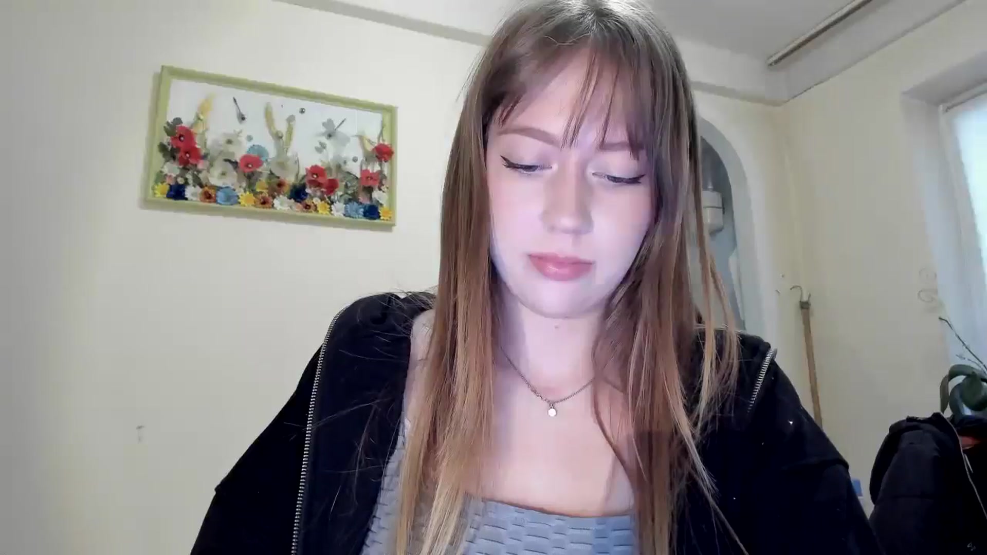 Gallery image thumbnail from RoboSasha's myfreecams stream on, 11/28/2025, 13:19 image 13 of 20