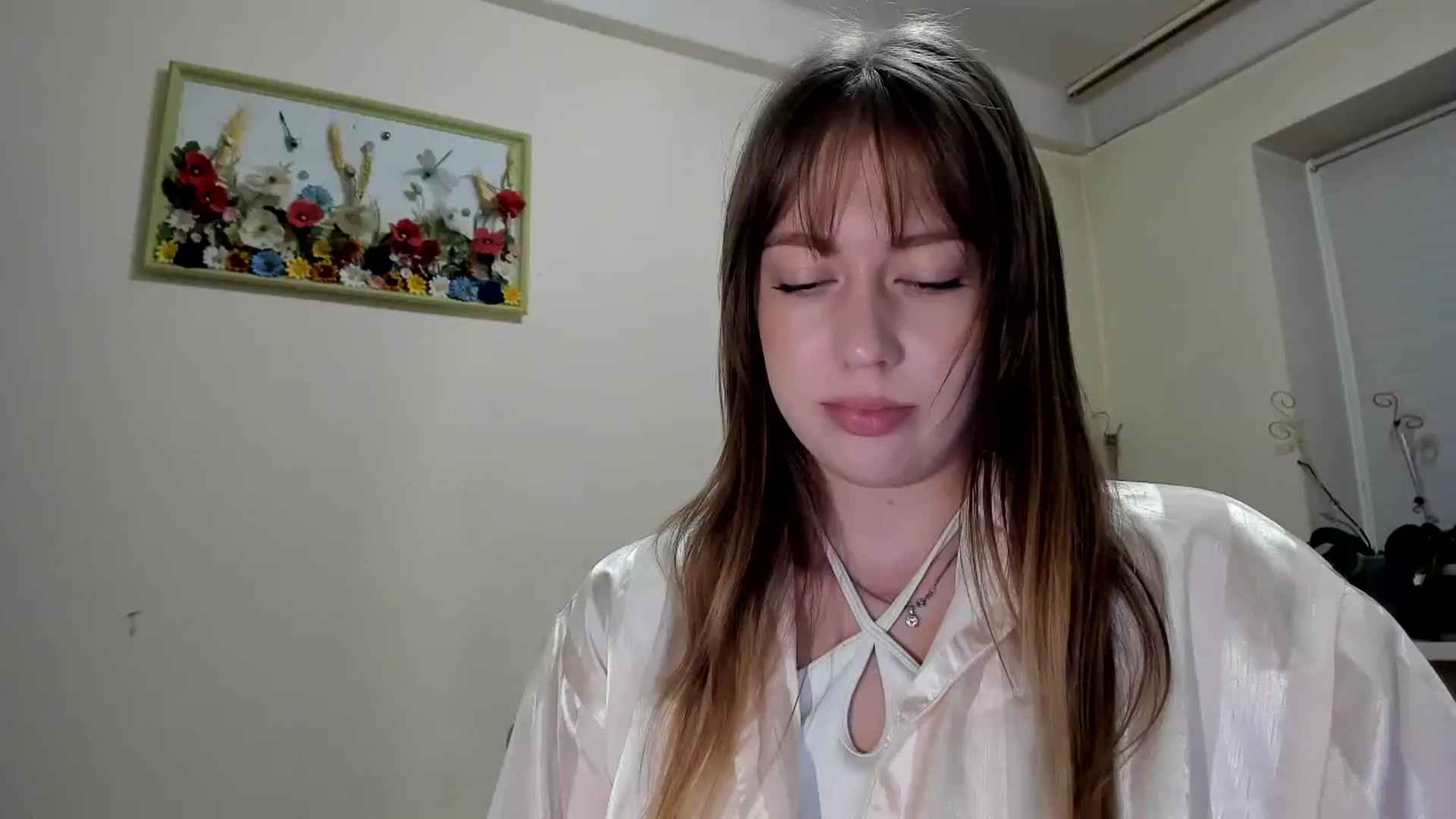 Gallery image thumbnail from RoboSasha's myfreecams stream on, 11/30/2025, 16:36 image 6 of 20