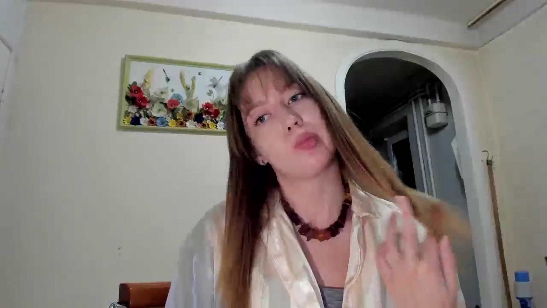 Gallery image thumbnail from RoboSasha's myfreecams stream on, 12/10/2025, 19:45 image 15 of 20